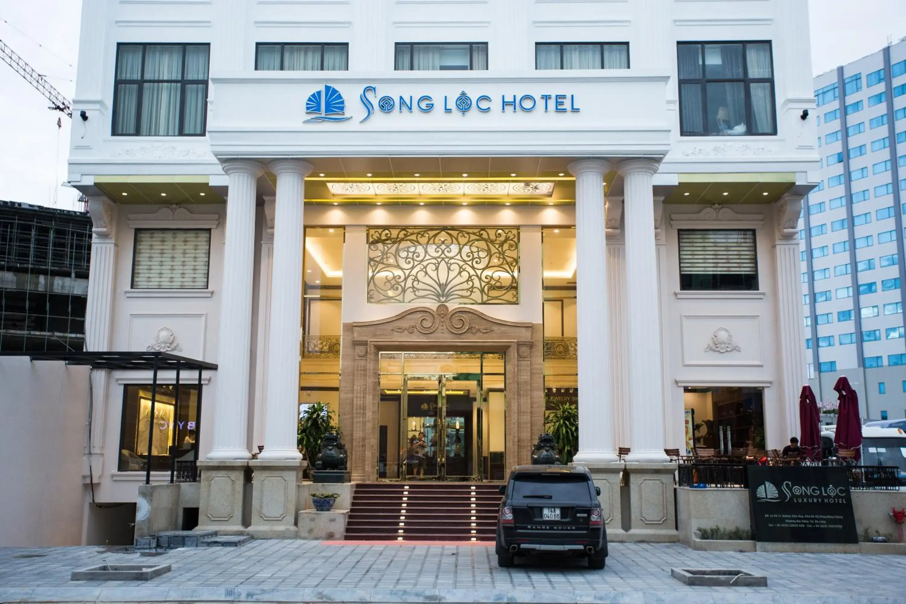 Property building in Song Loc Luxury Hotel Property building in Song Loc Luxury Hotel