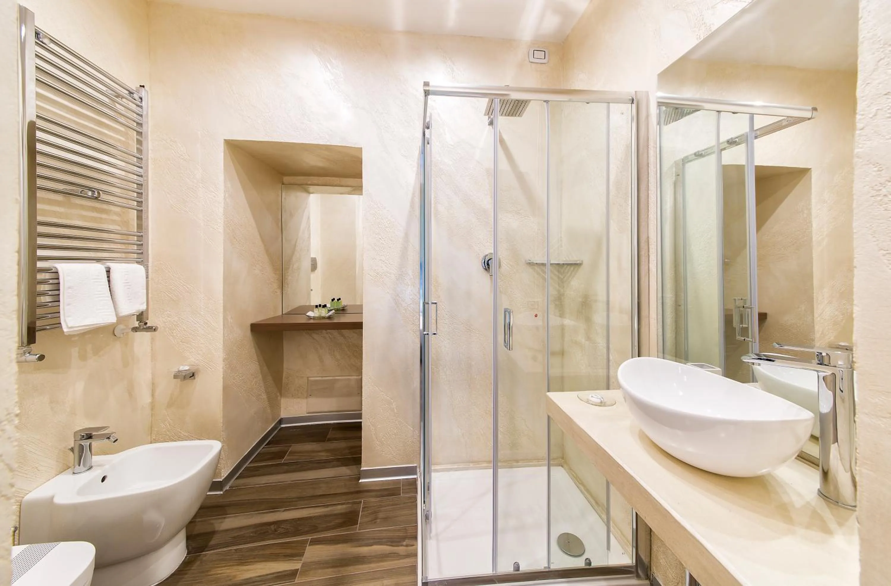 Shower in Dante Maison de Charme