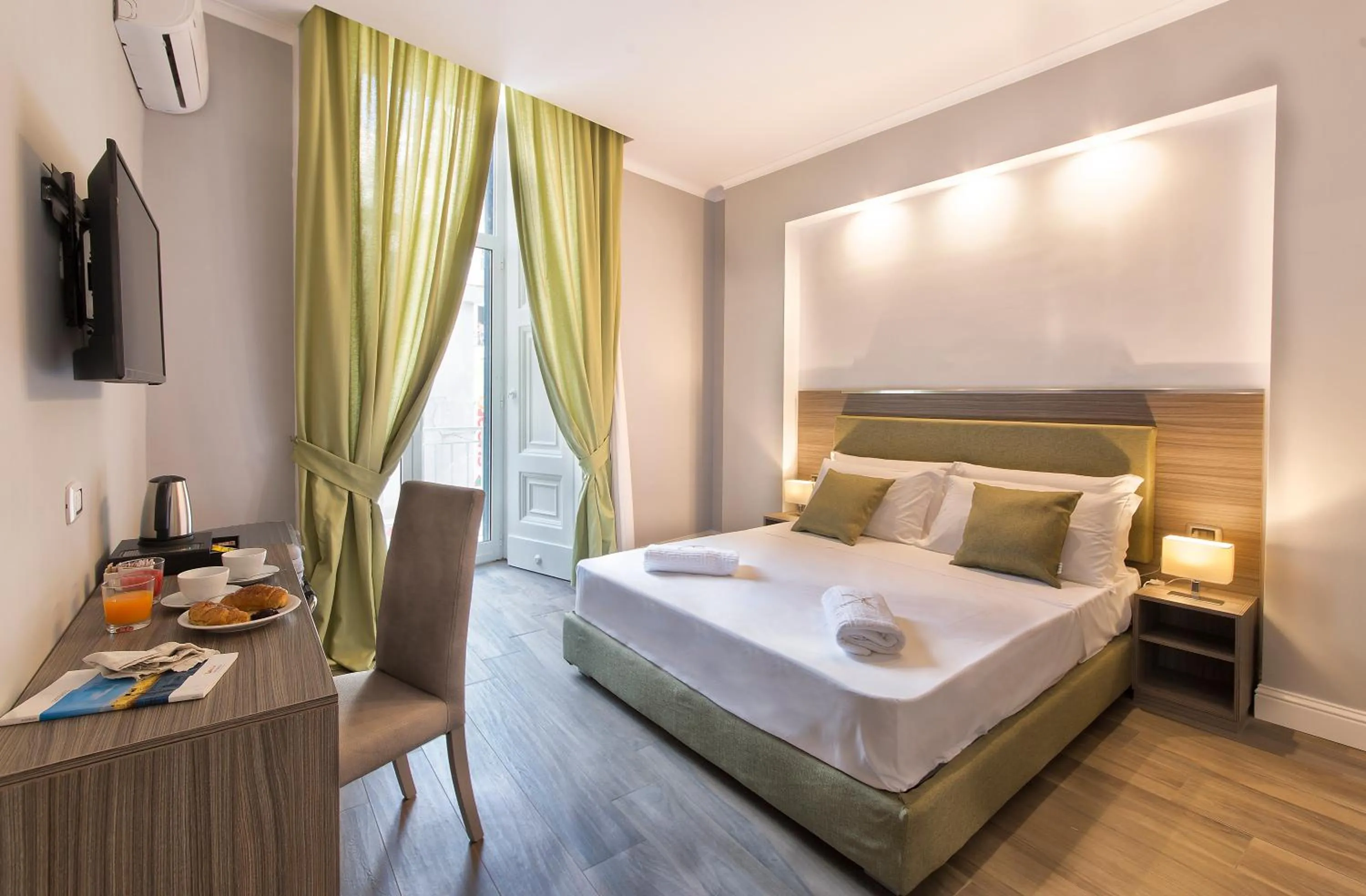 Bed in Dante Maison de Charme