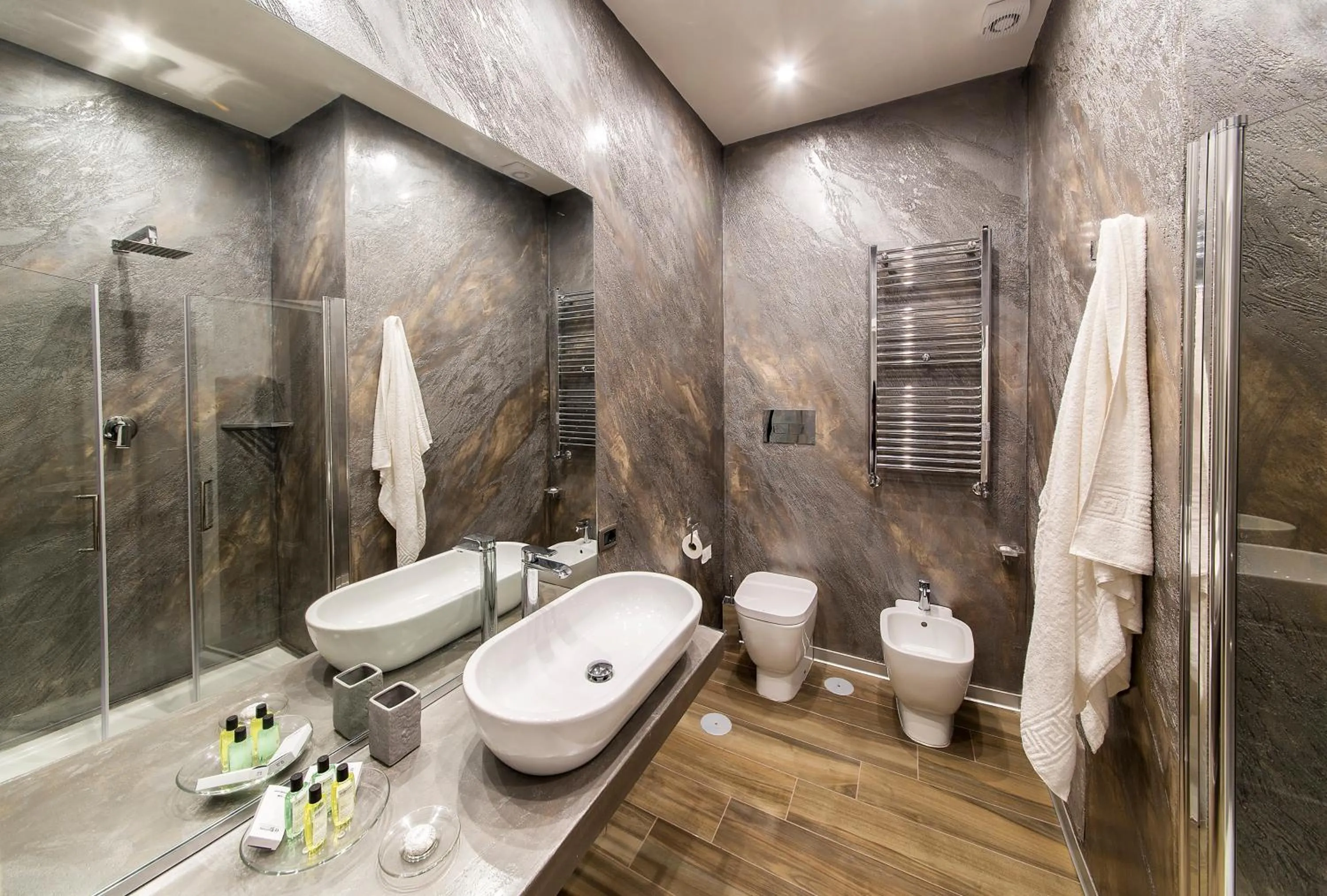 Shower in Dante Maison de Charme