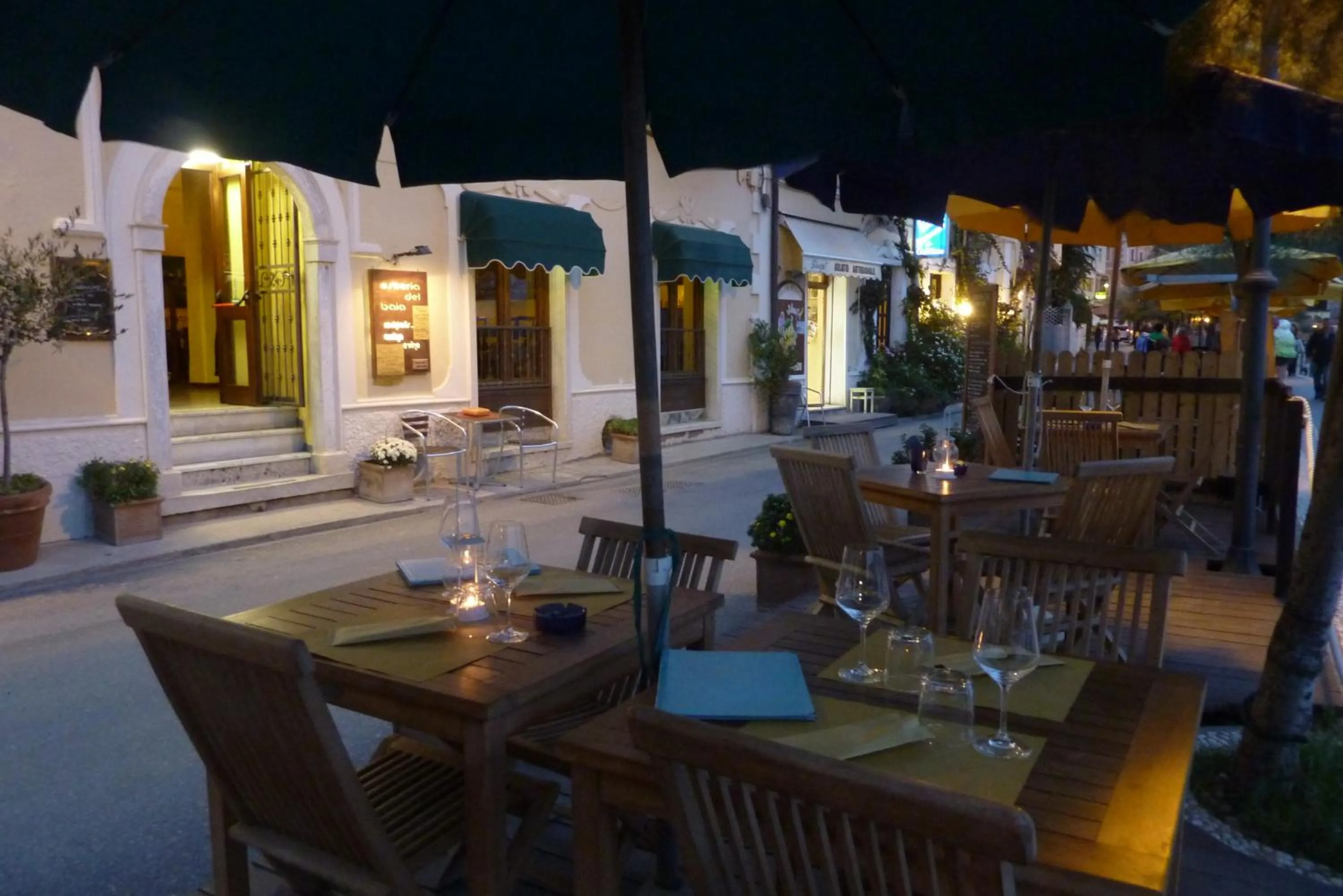 Restaurant/places to eat in Hotel Baia