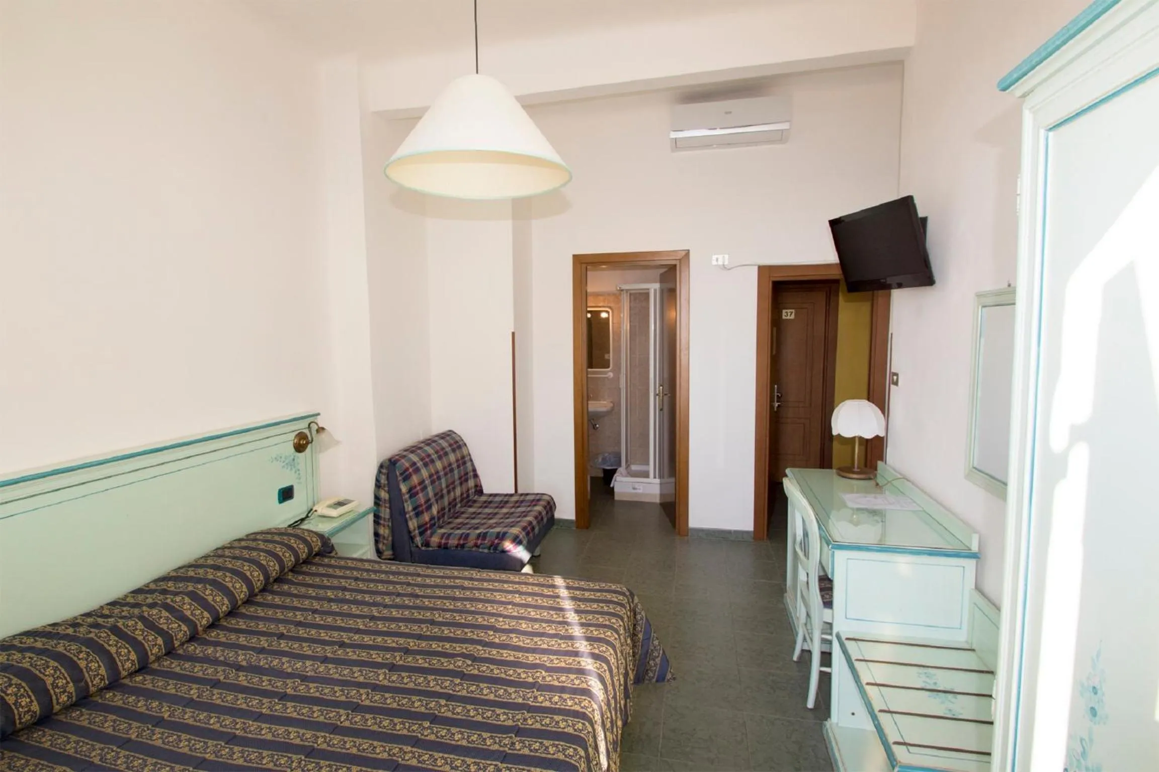 Photo of the whole room, Bed in Hotel Baia