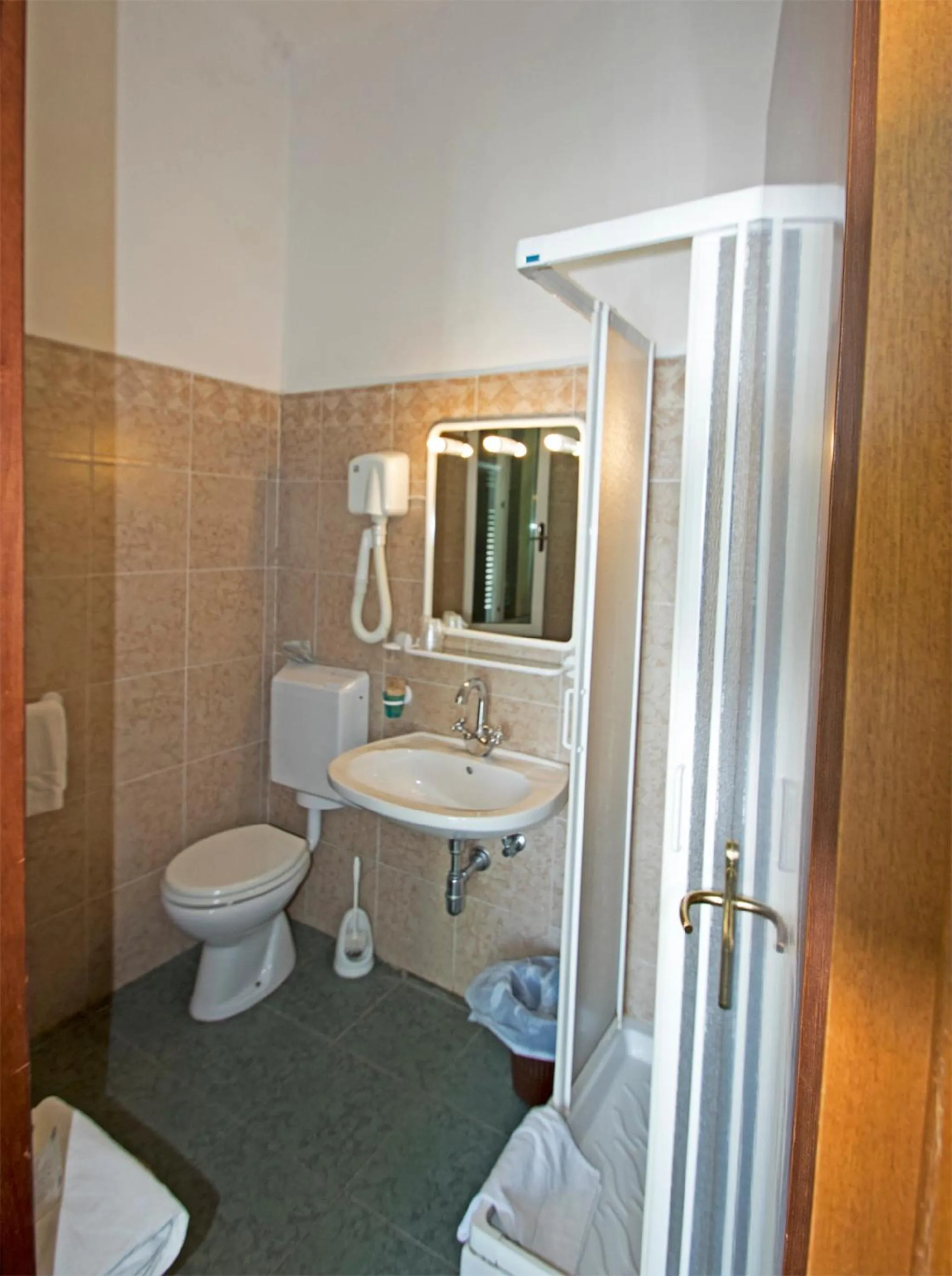 Bathroom in Hotel Baia