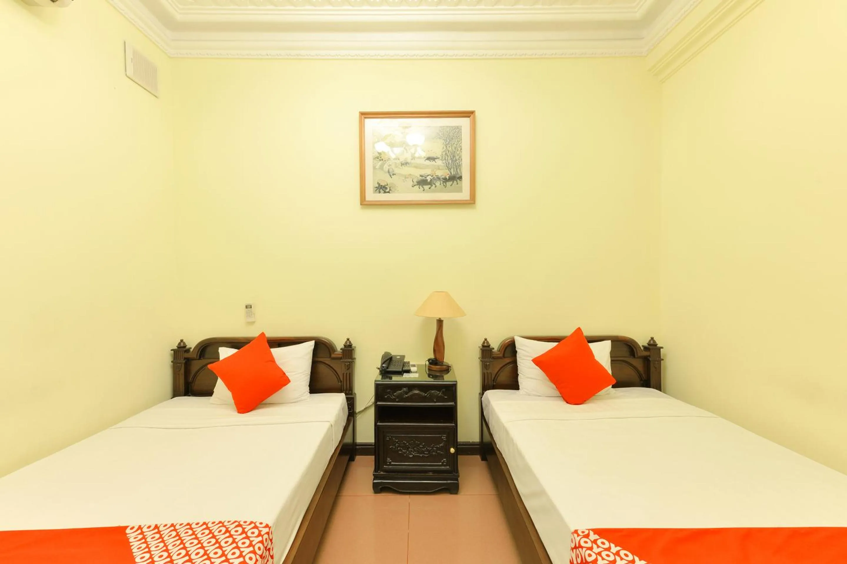 Bedroom, Bed in Lucky 2 Hotel & Travel