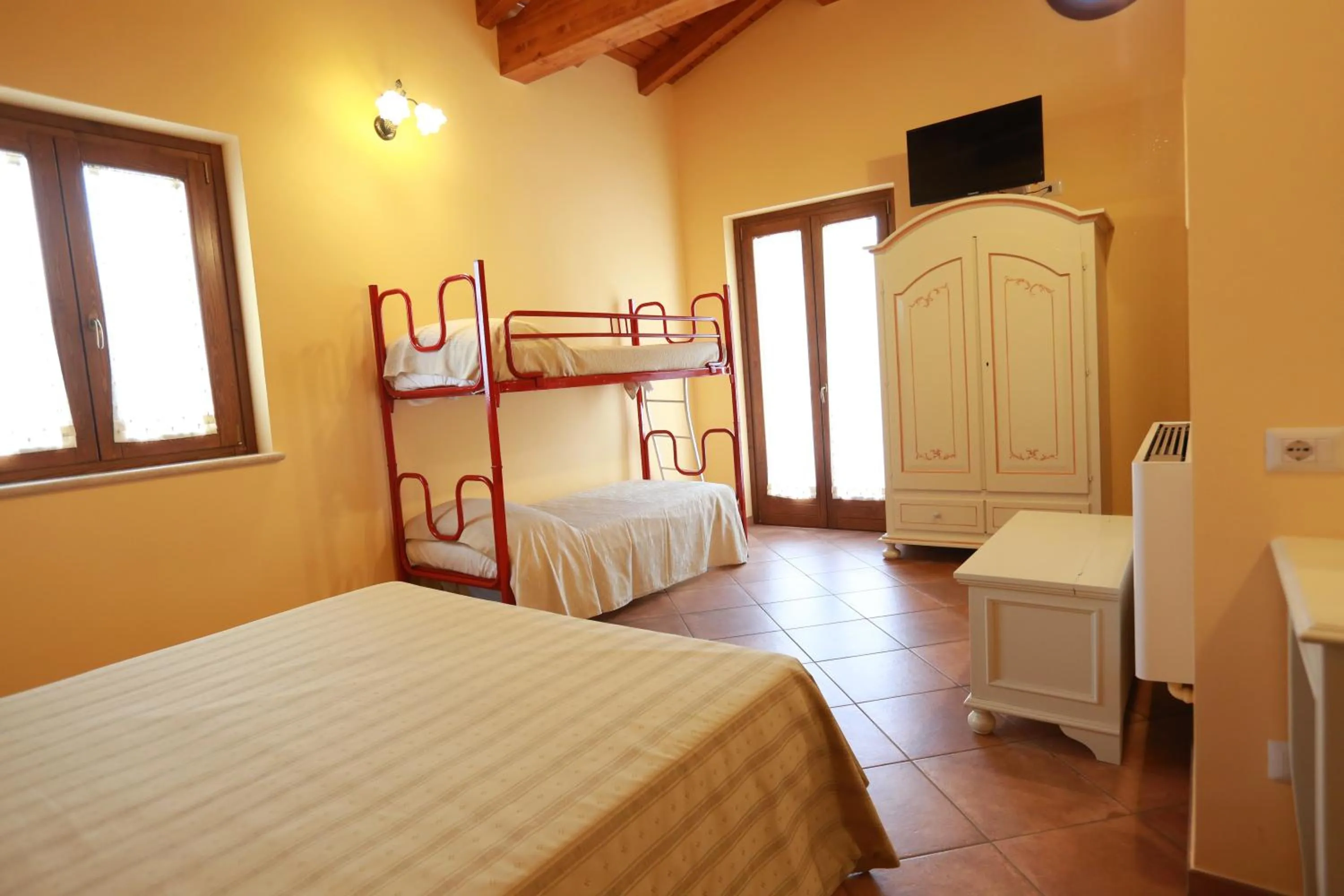 Bed in Agriturismo ciociaro " il colle " HOTEL RISTORANTE