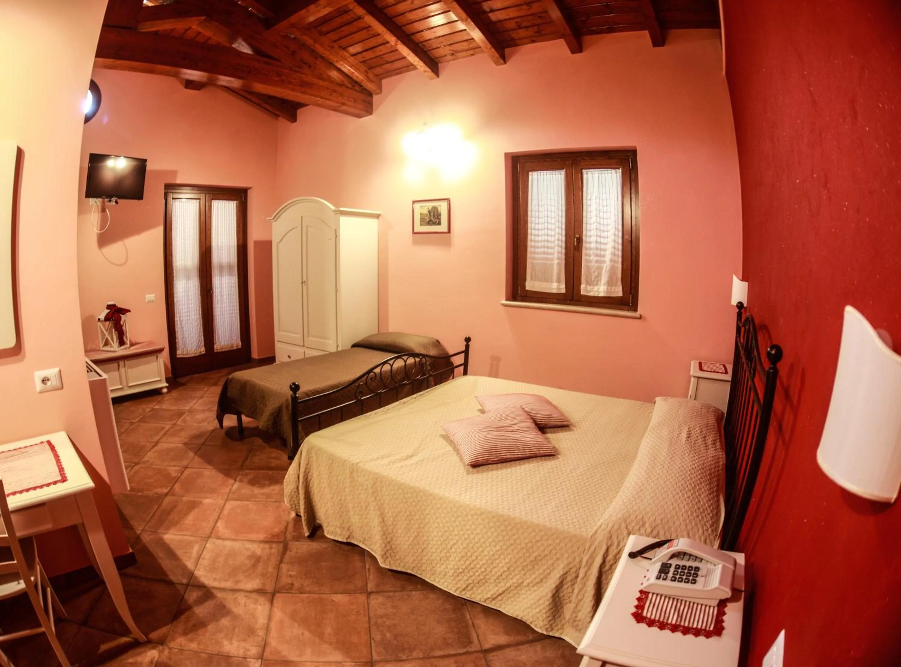 Bed in Agriturismo ciociaro " il colle " HOTEL RISTORANTE