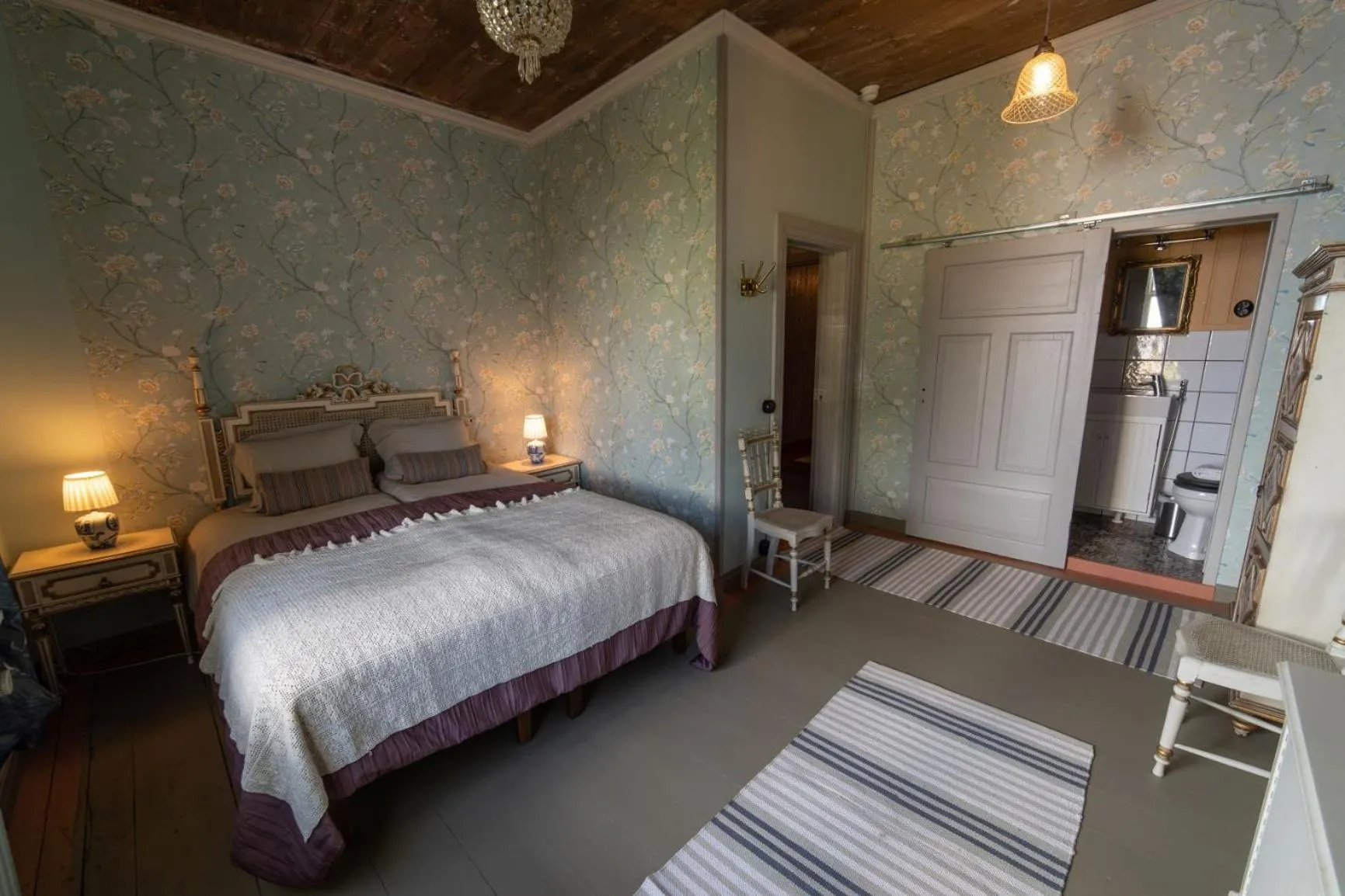 Double or Twin Room with Garden View in Boutique Hotel Langin Kauppahuone