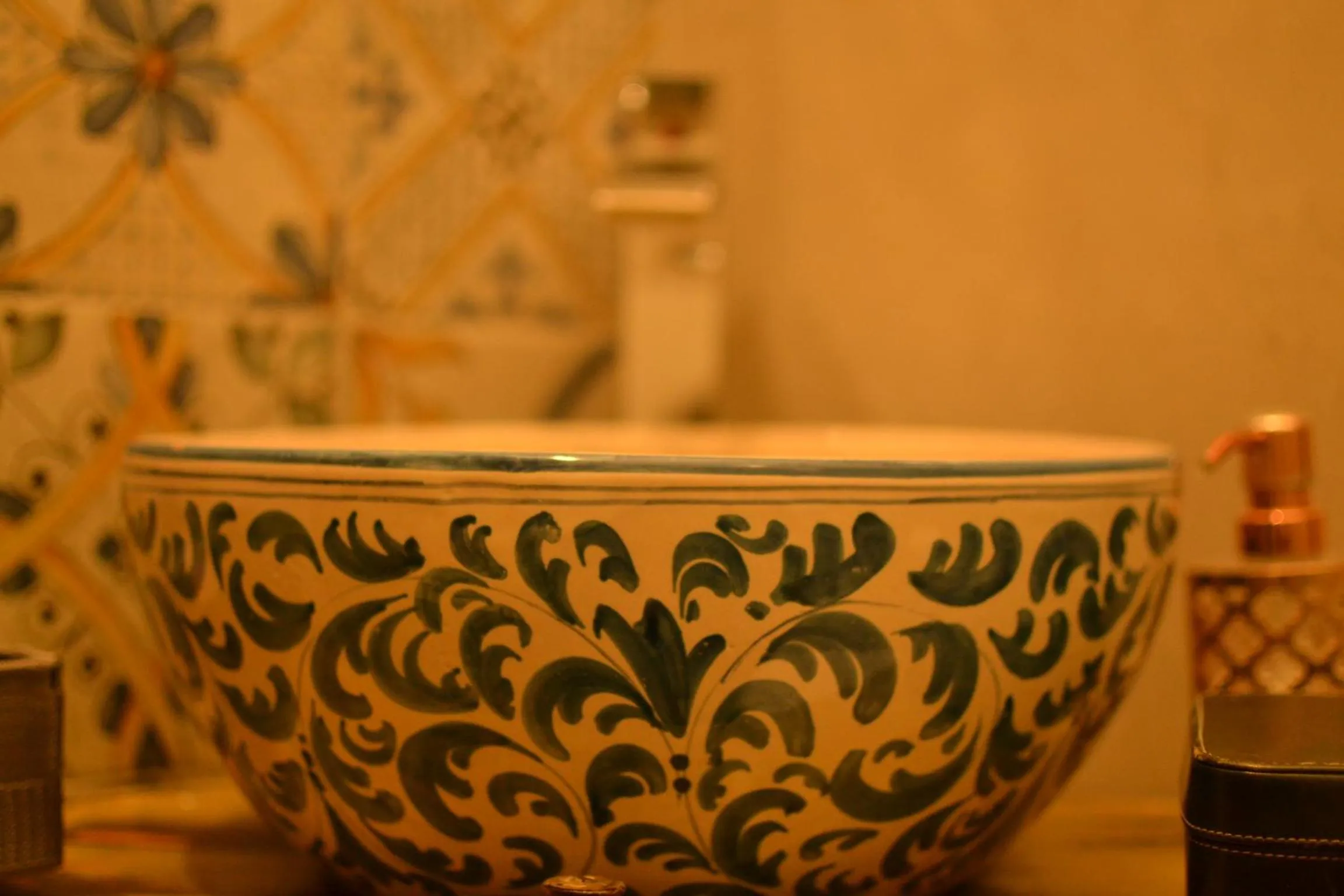 Decorative detail in Artisan Maison Palermo