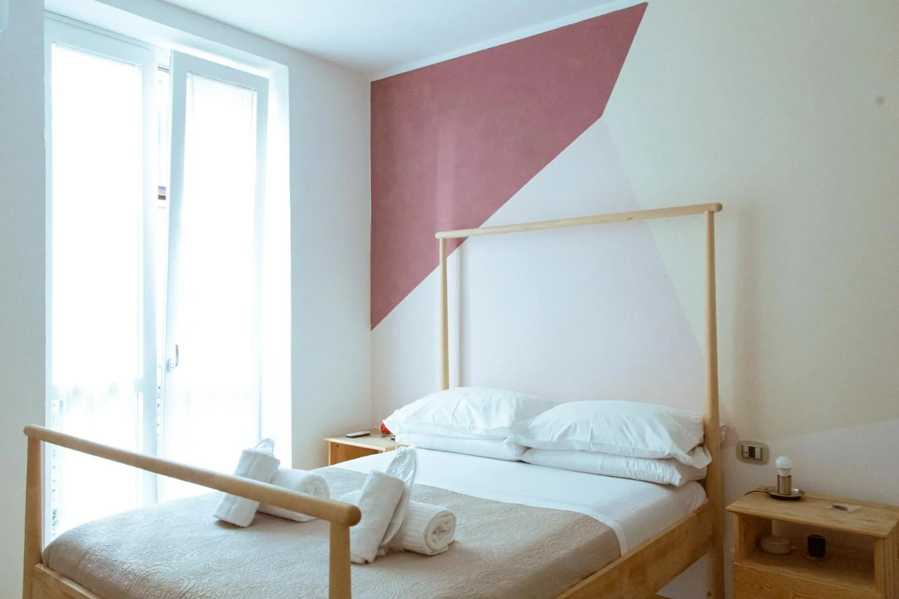 Photo of the whole room, Bed in Artisan Maison Palermo