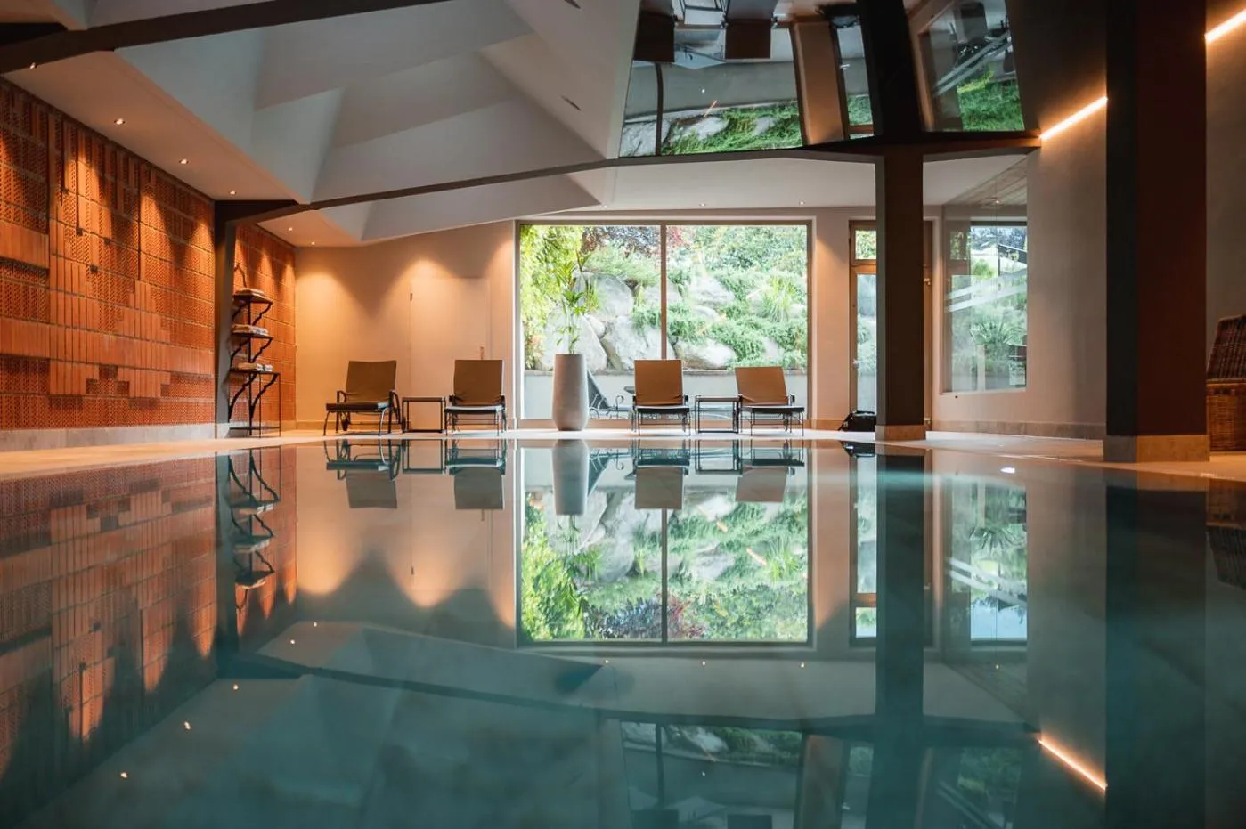 Swimming pool in Hotel Pollinger