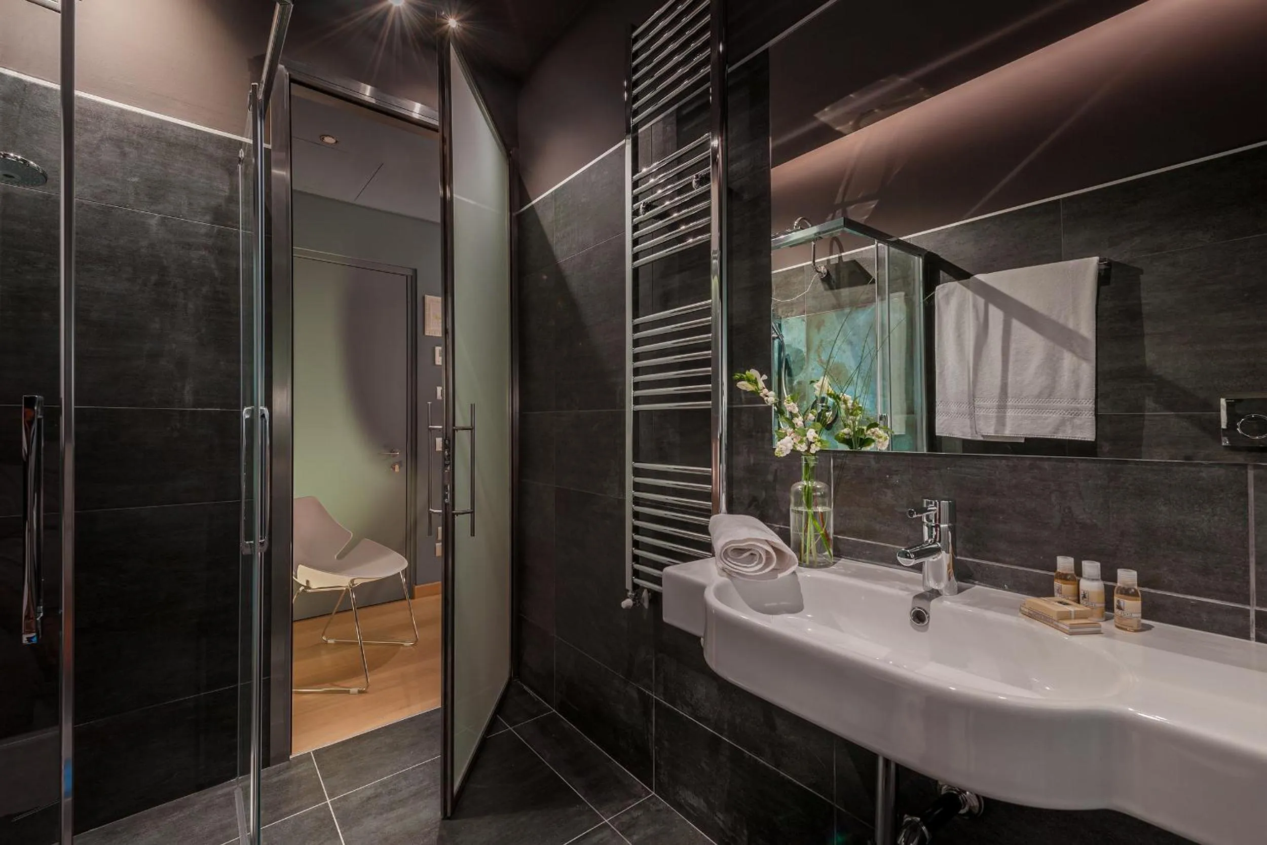 Bathroom in Air Suite Verona - Adults Only