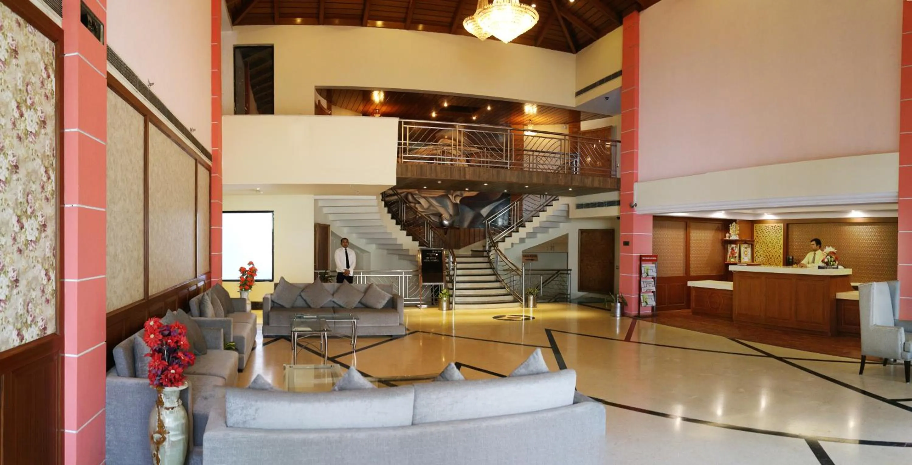Lobby or reception in Dee Marks Airport Hotel & Resorts