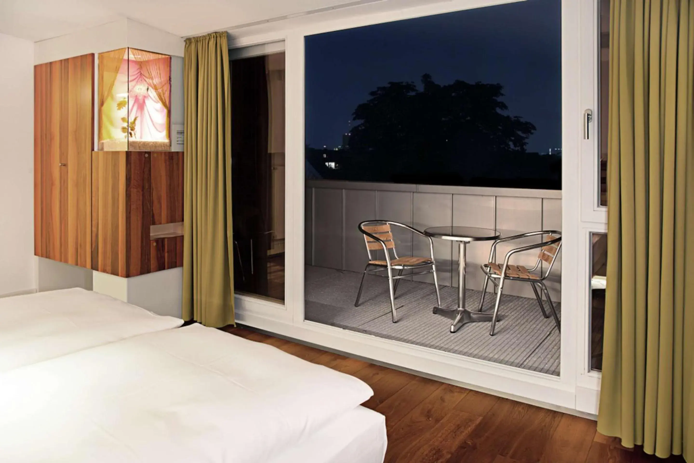 Bedroom, Bed in HOPPER Hotel St. Josef Bedroom, Bed in HOPPER Hotel St. Josef