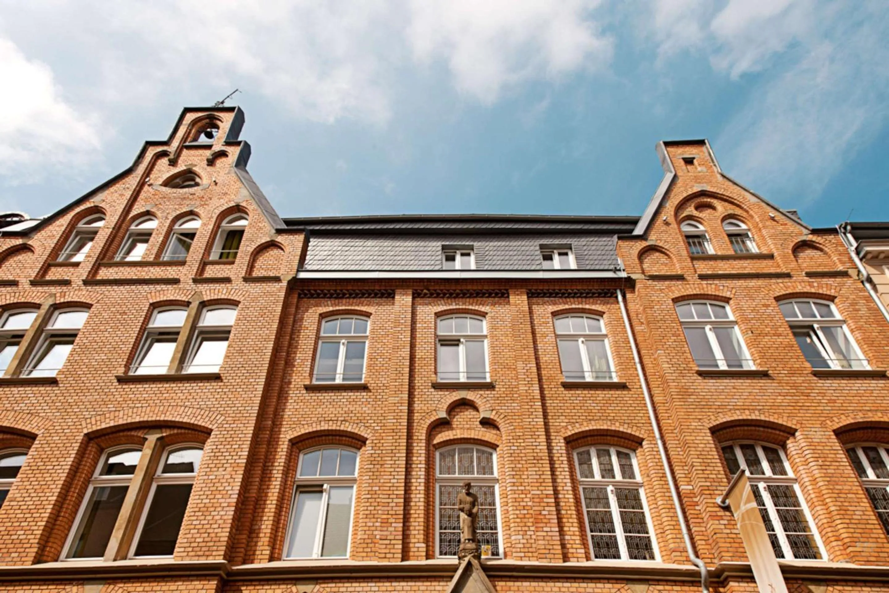 Property building in HOPPER Hotel St. Josef