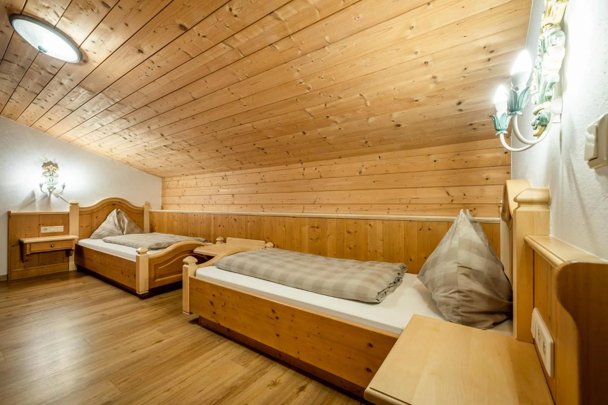 Bedroom, Bed in Das Geierberg