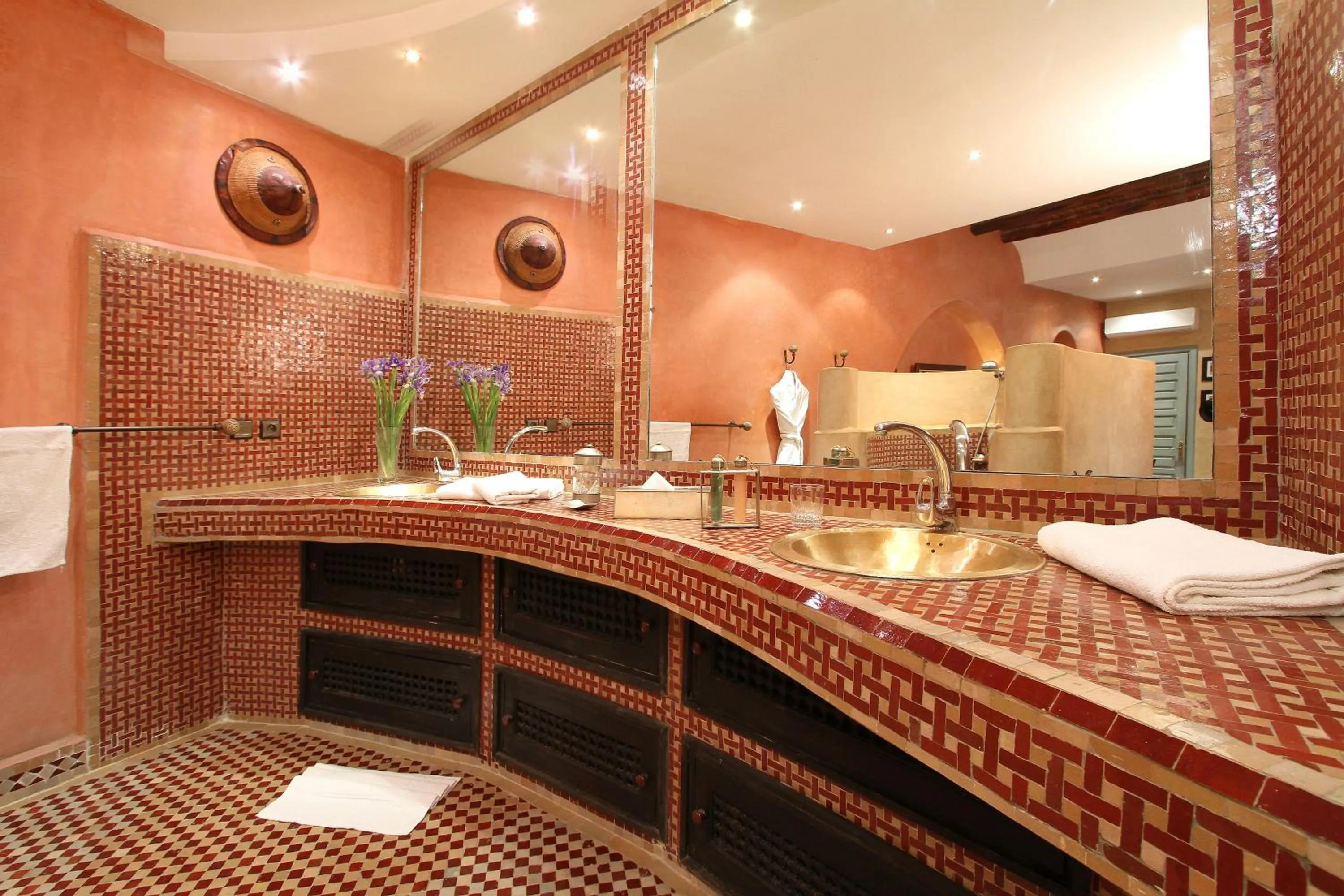 Bathroom in Riad et Spa Misria Les Orangers