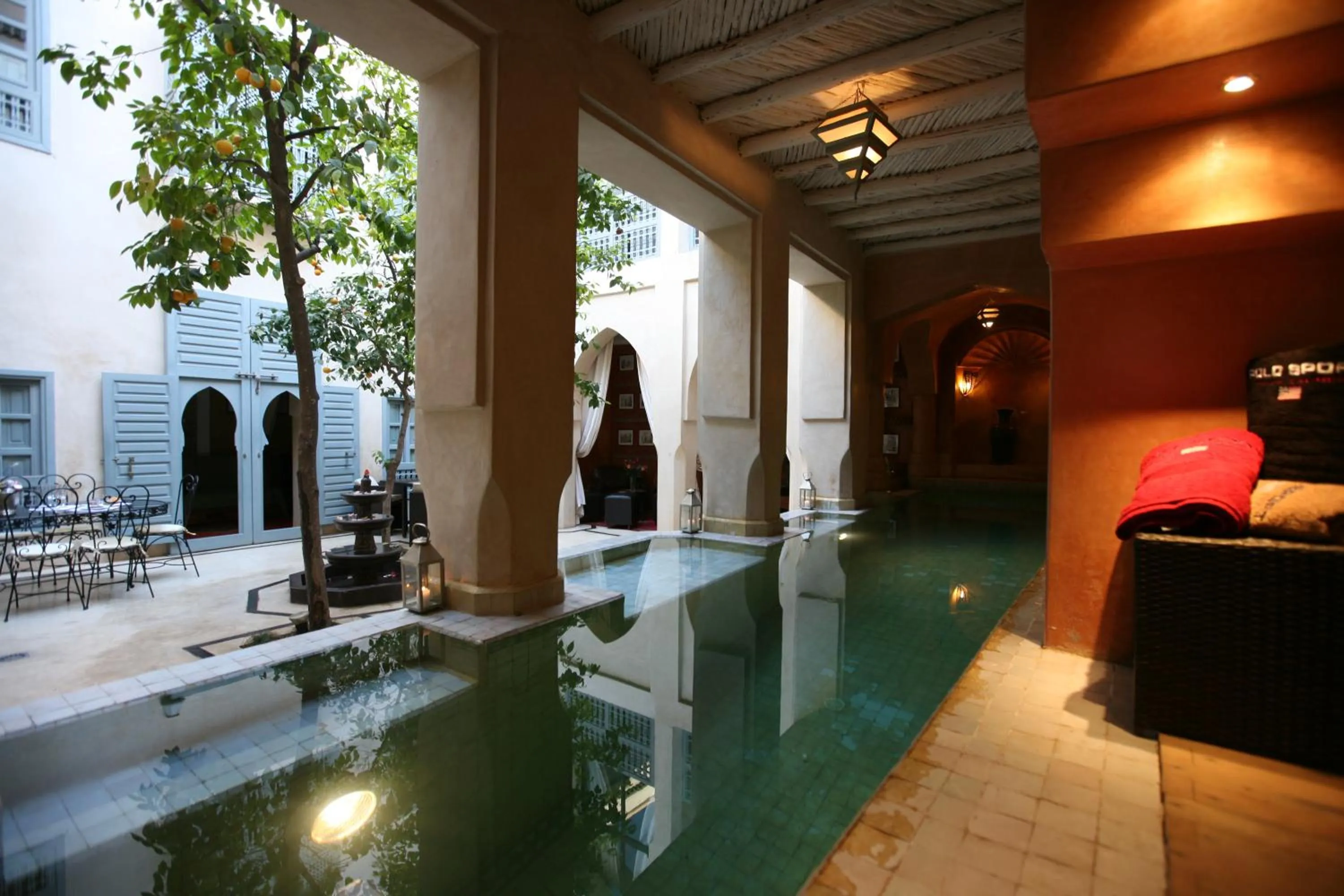 Swimming pool in Riad et Spa Misria Les Orangers