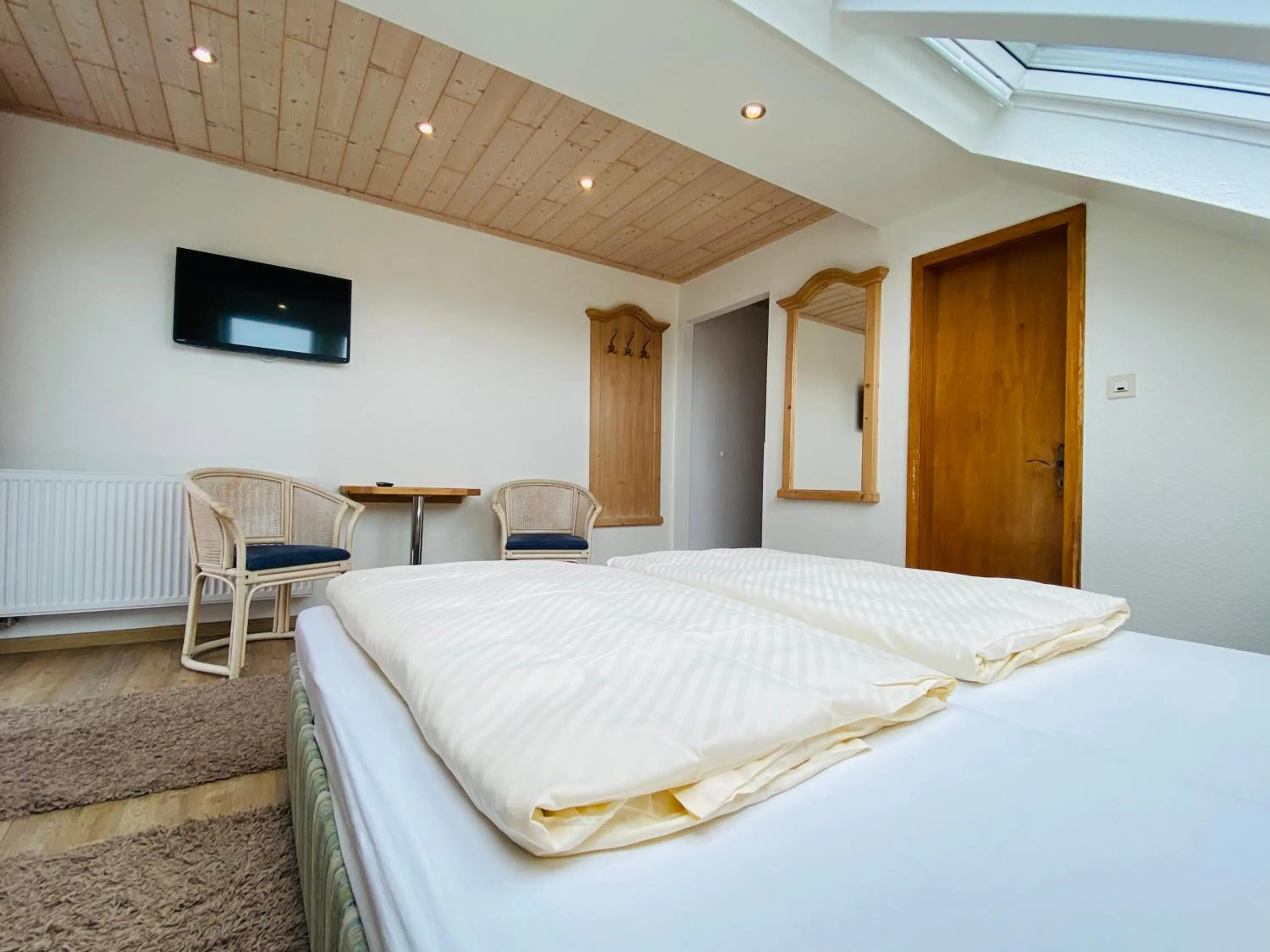 Photo of the whole room, Bed in Landhotel Edersee