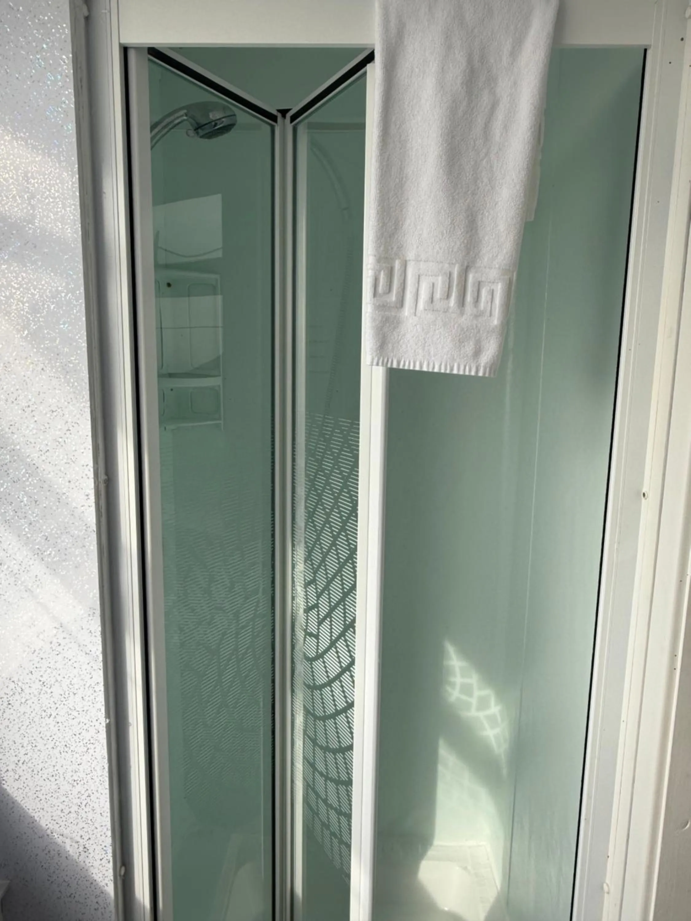 Shower in The Aberford