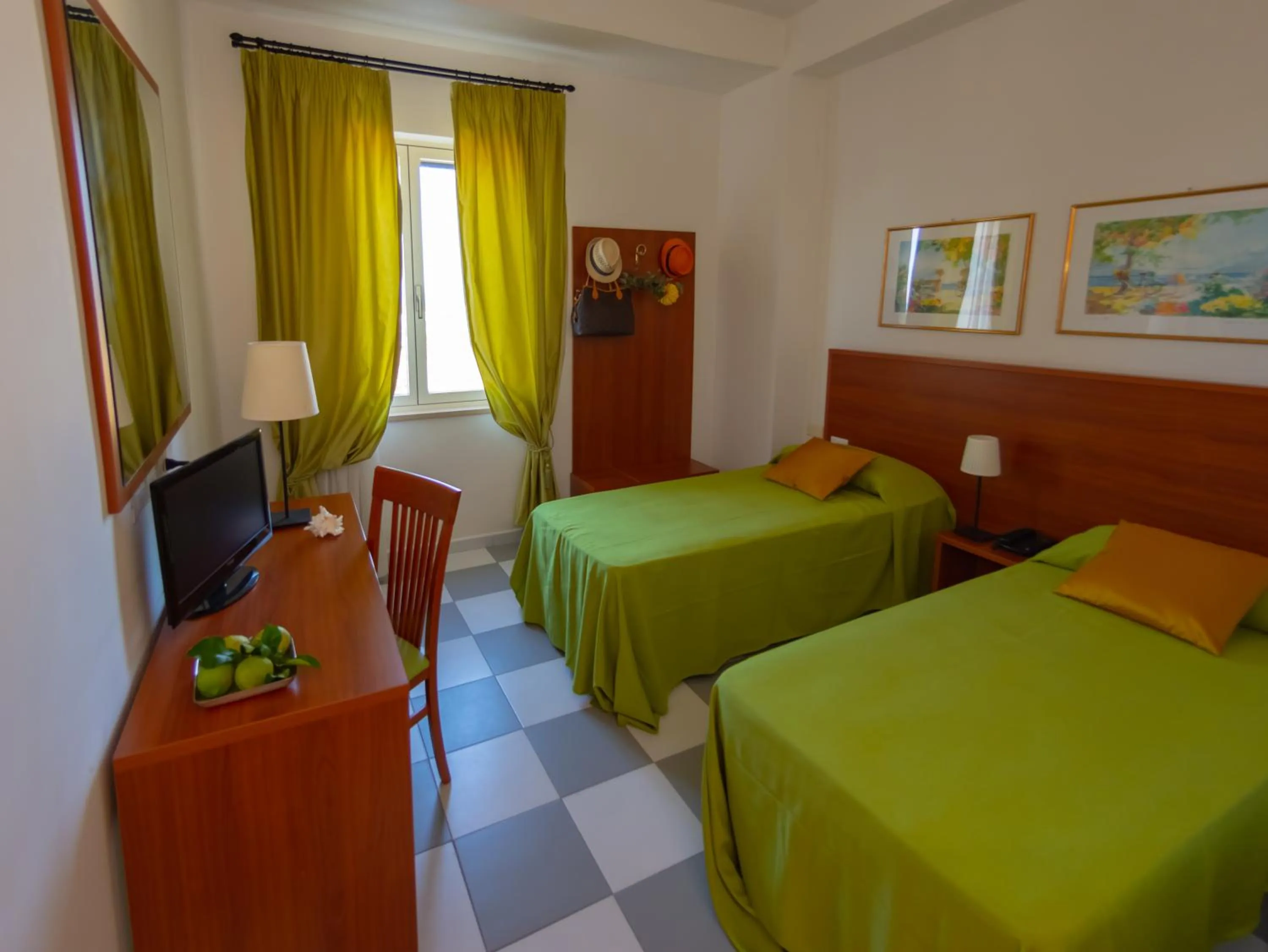 Bedroom, Bed in Hotel Solaria