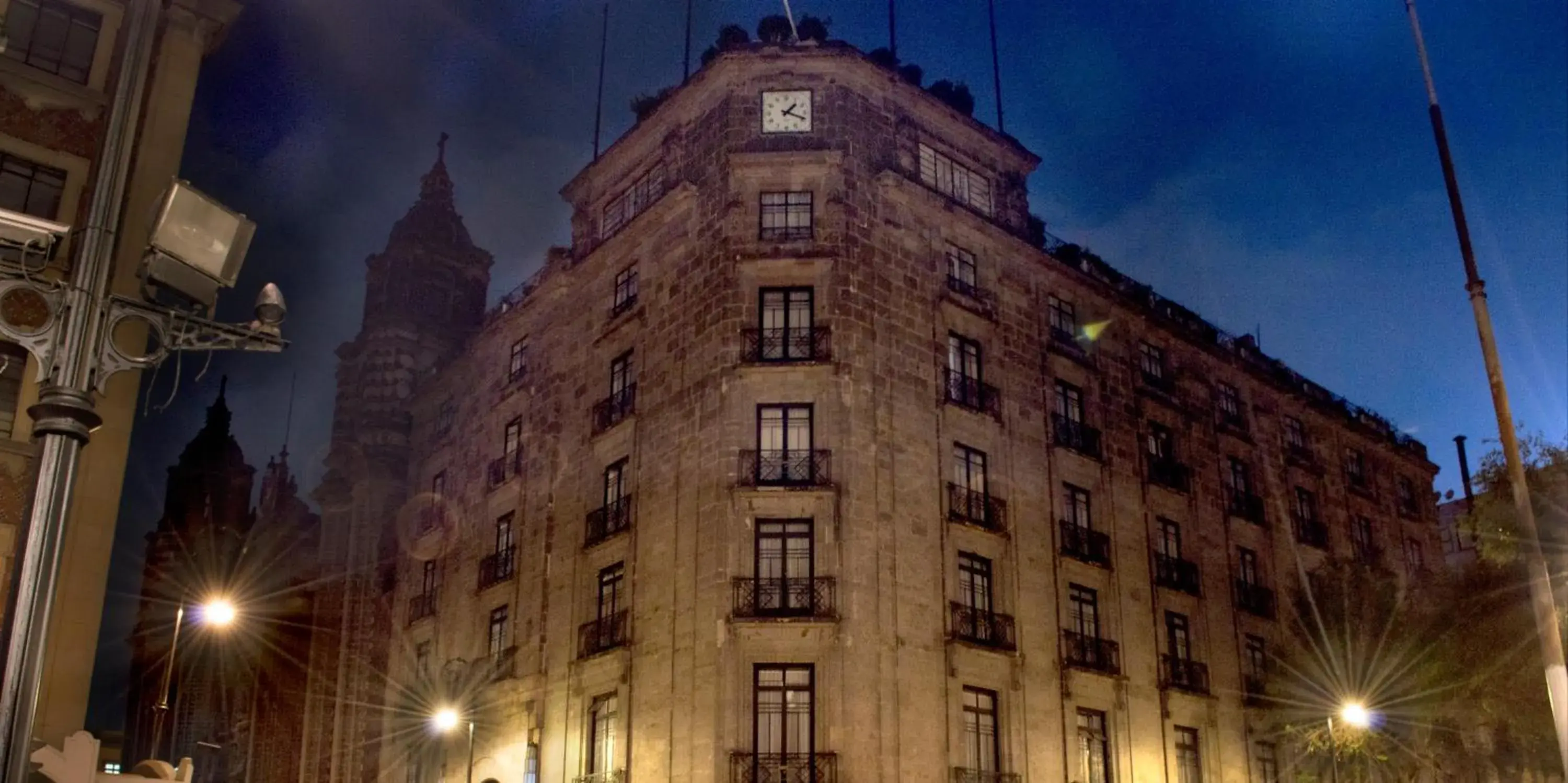 Facade/entrance in Hotel Gillow Facade/entrance in Hotel Gillow