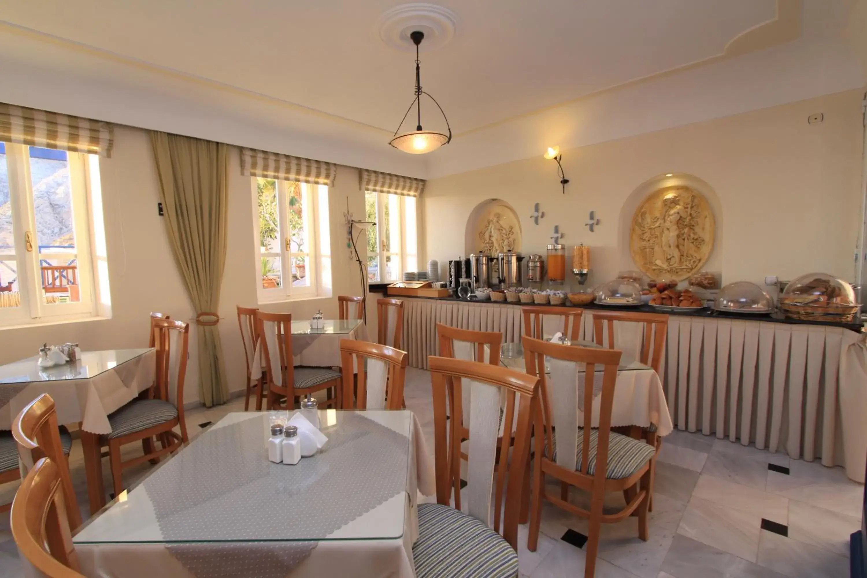 Restaurant/places to eat in Aegean View Hotel Restaurant/places to eat in Aegean View Hotel