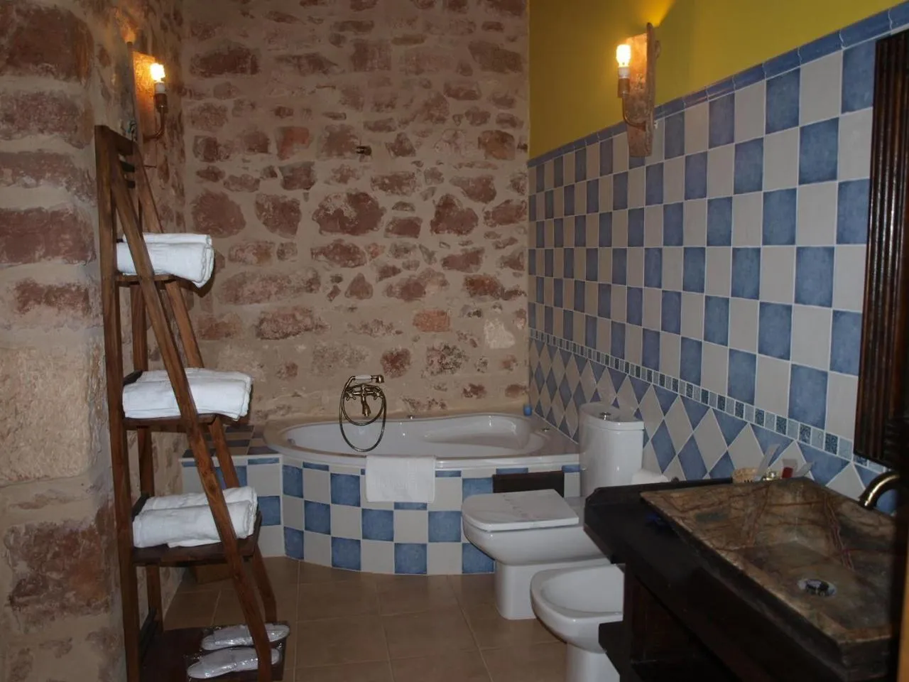 Bathroom in El Señorio De La Serrezuela
