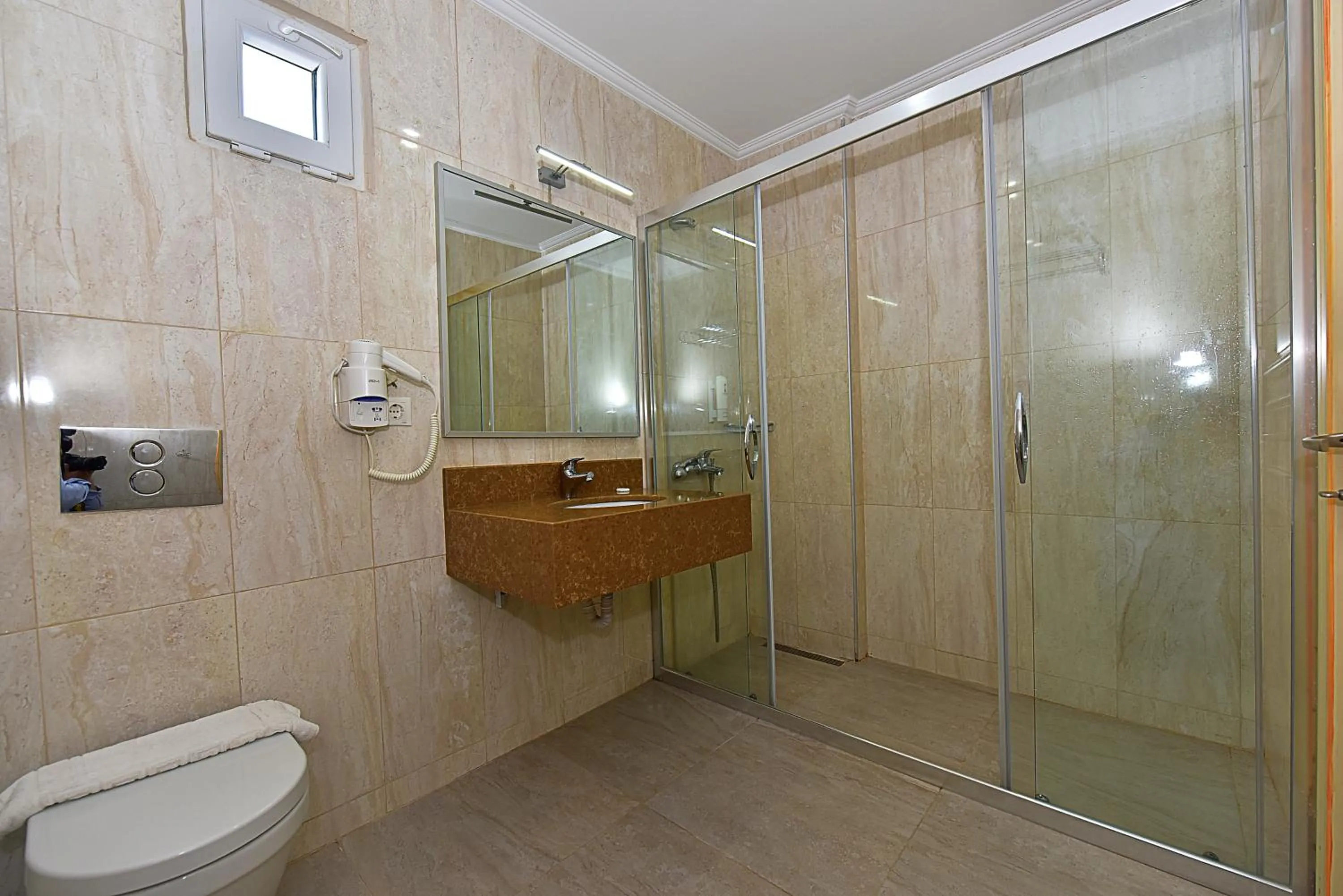 Bathroom in Tropicana Beach