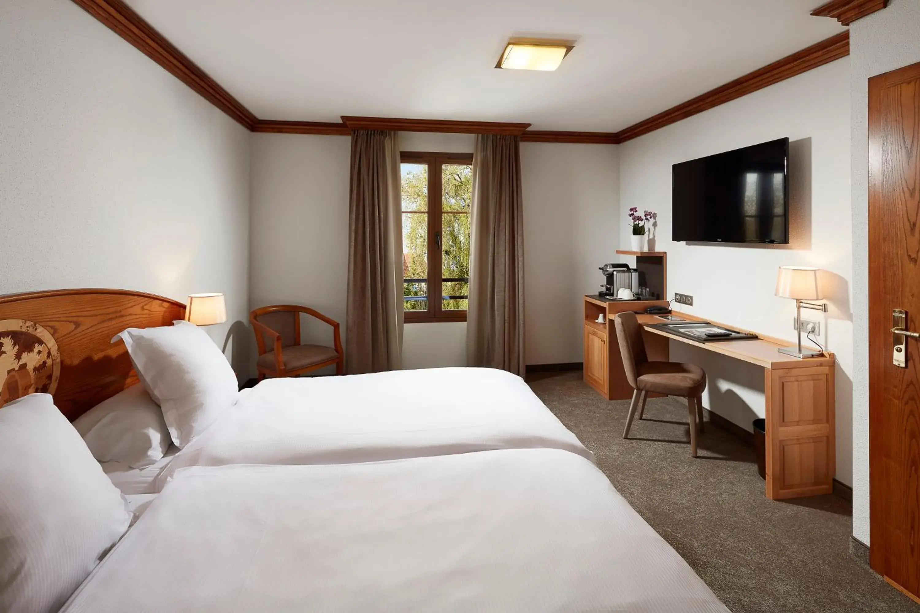 Comfort Double Room in Hotel Spa Restaurant Domaine du Moulin Comfort Double Room in Hotel Spa Restaurant Domaine du Moulin