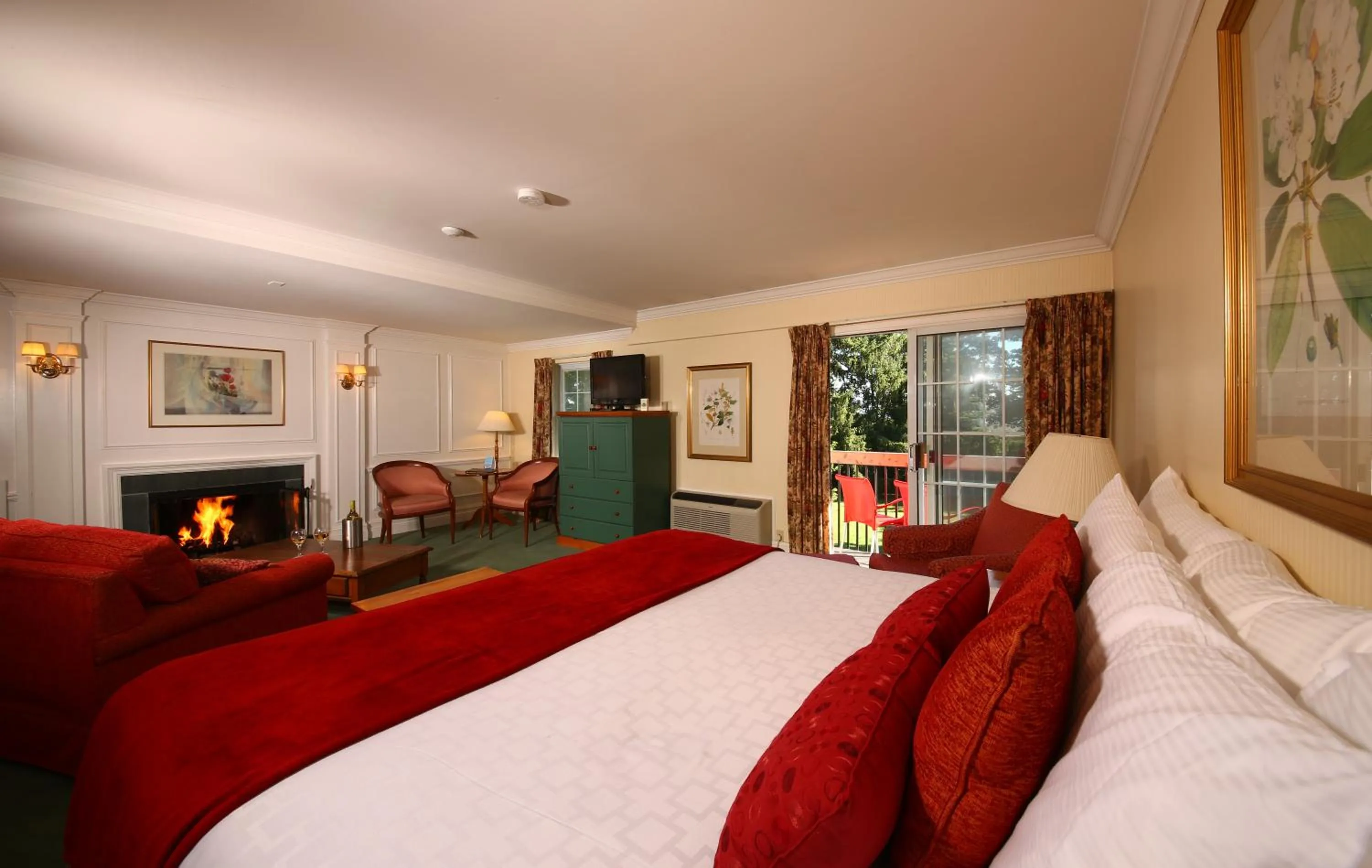 Bed in Briars Resort and Spa