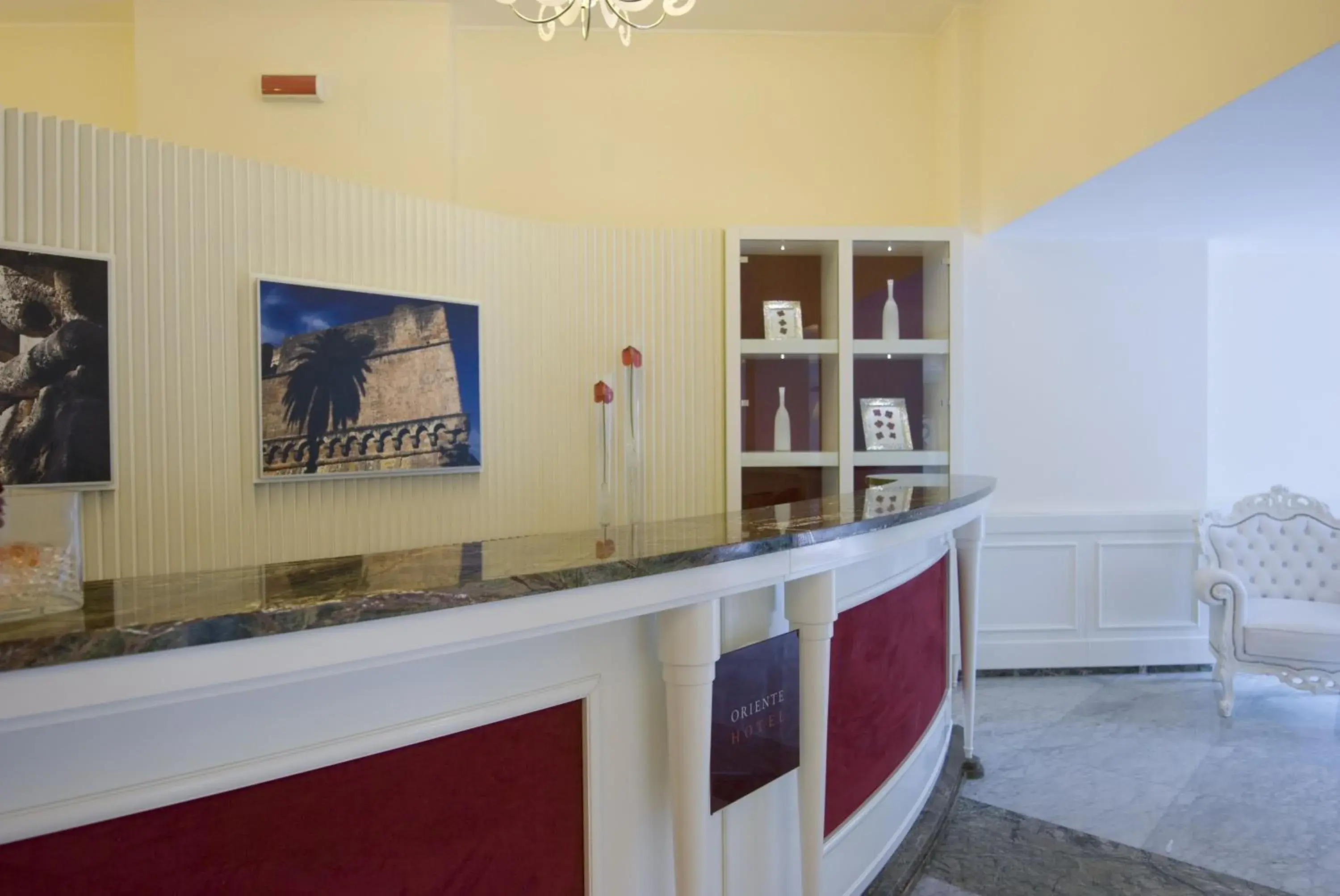 Lobby or reception in JR Hotels Oriente Bari Lobby or reception in JR Hotels Oriente Bari