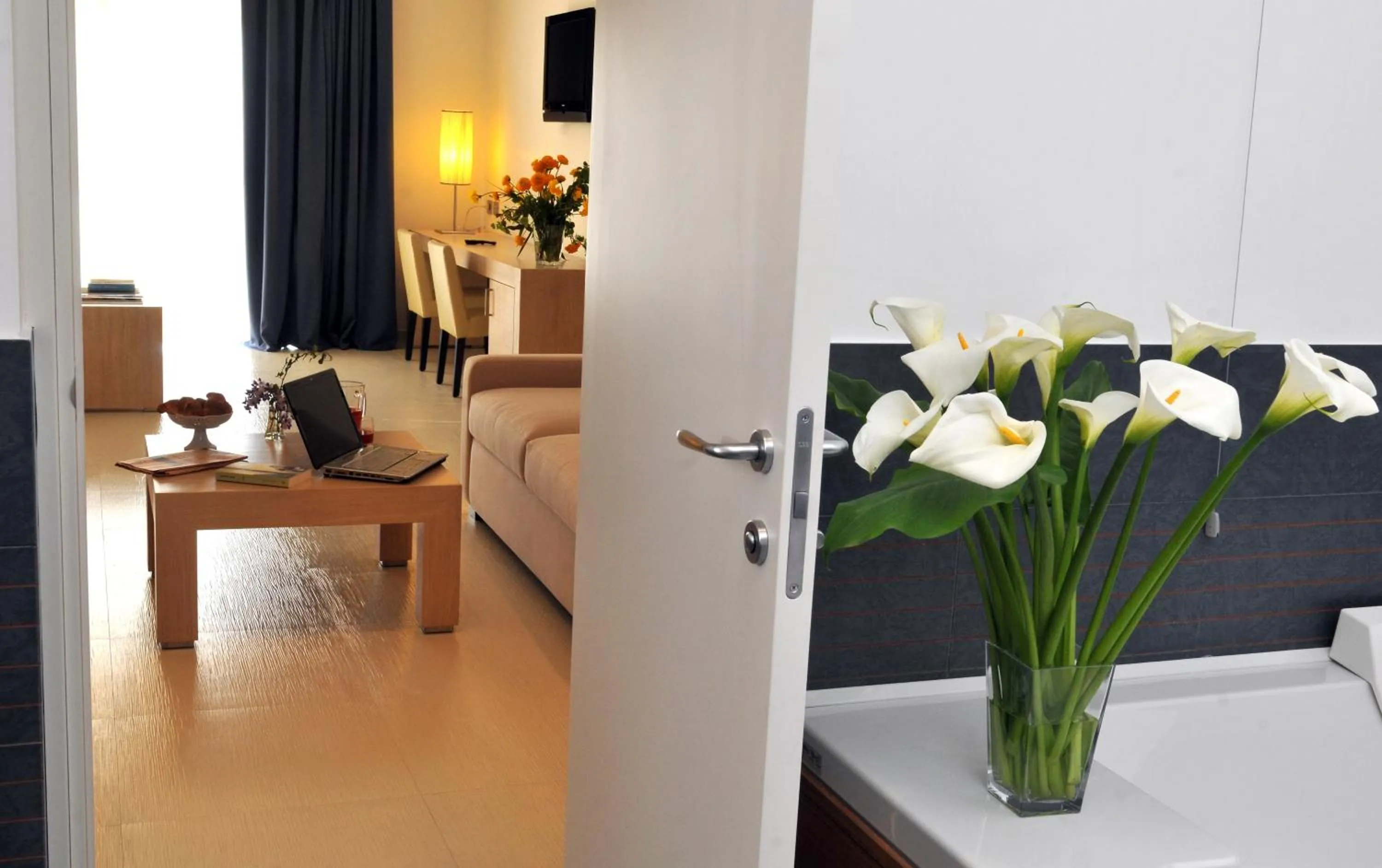 Photo of the whole room in Hotel Monte Sarago