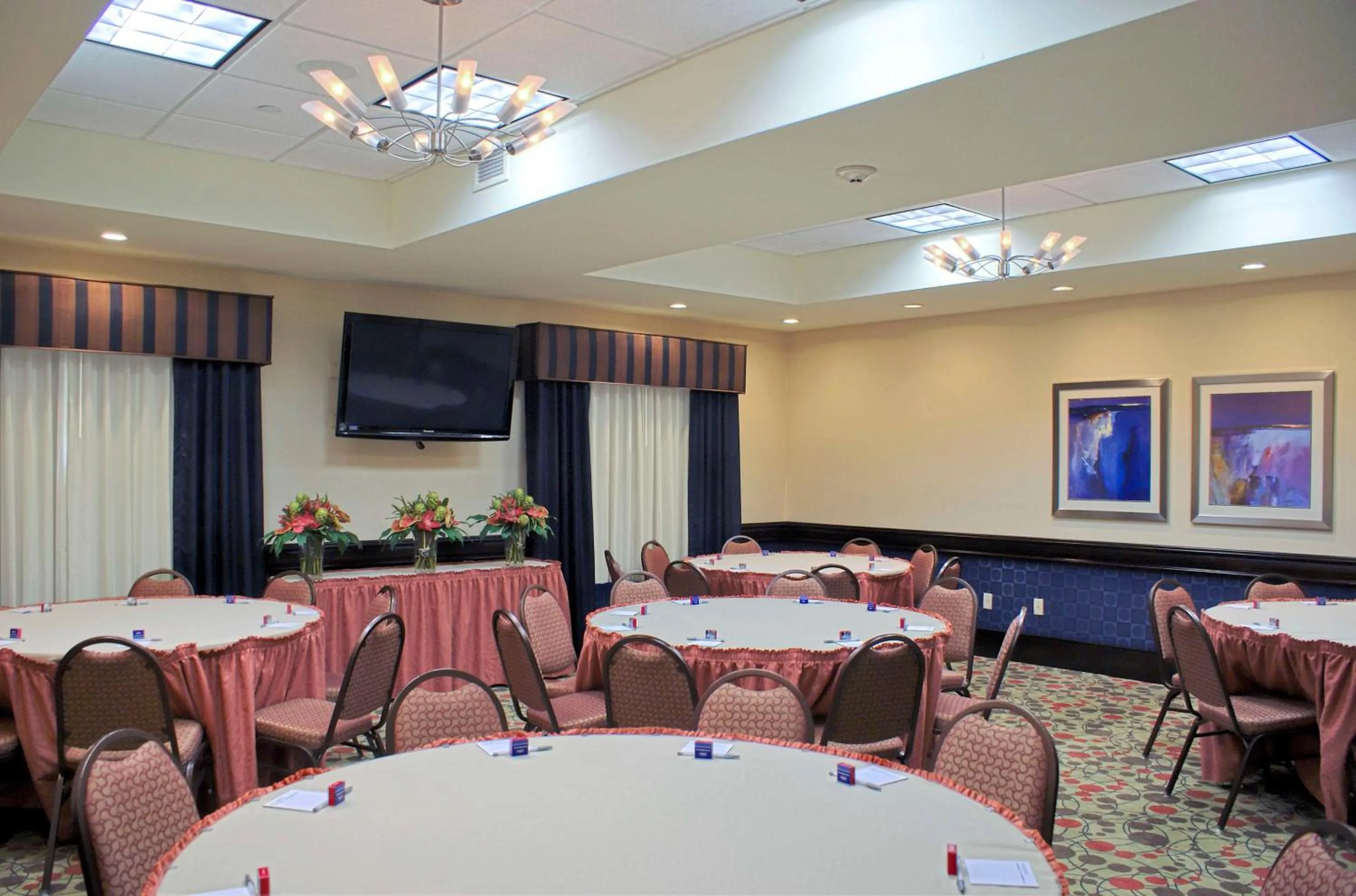 Meeting/conference room in Hampton Inn Orange