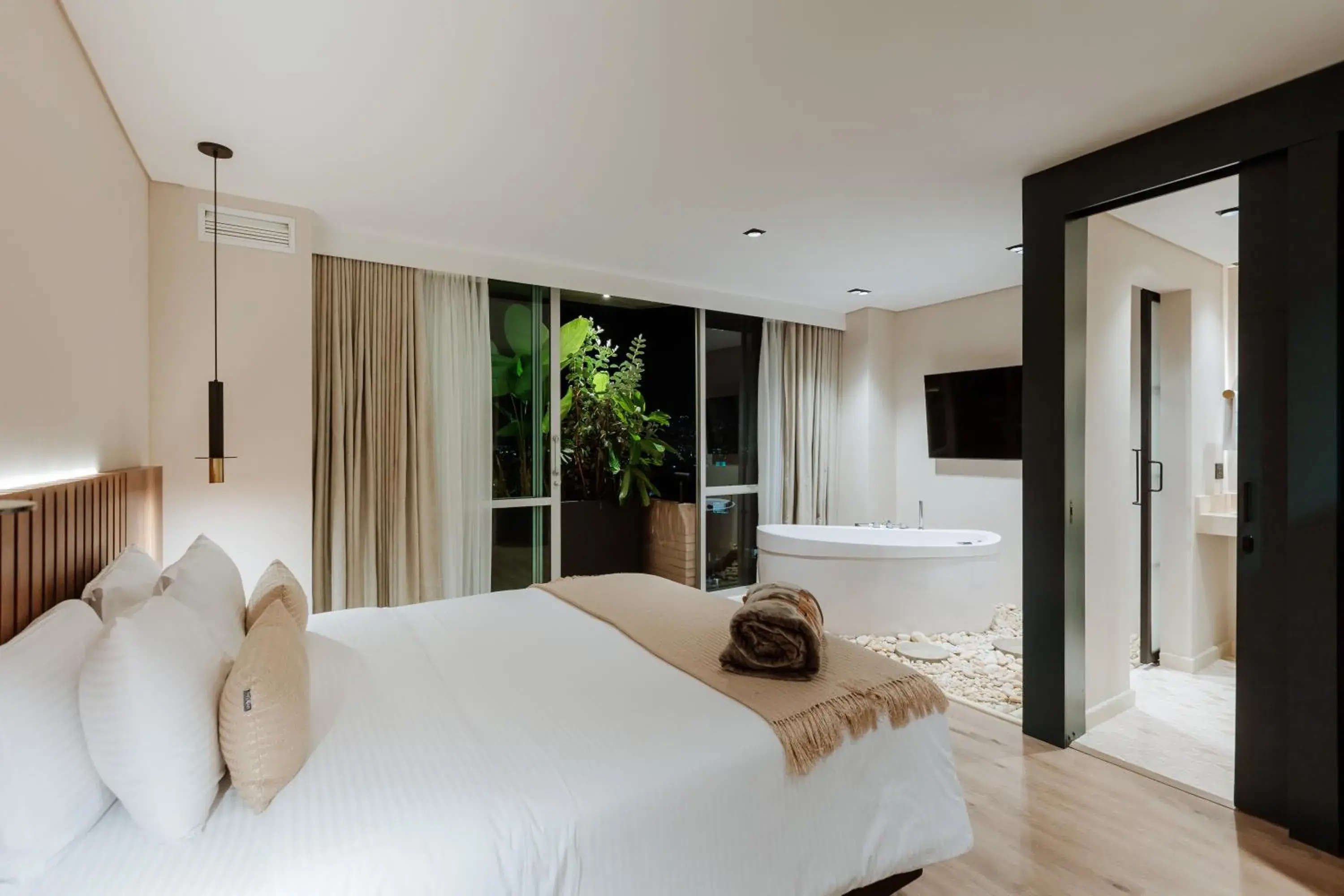 Photo of the whole room, Bed in 1616 Hotel Photo of the whole room, Bed in 1616 Hotel