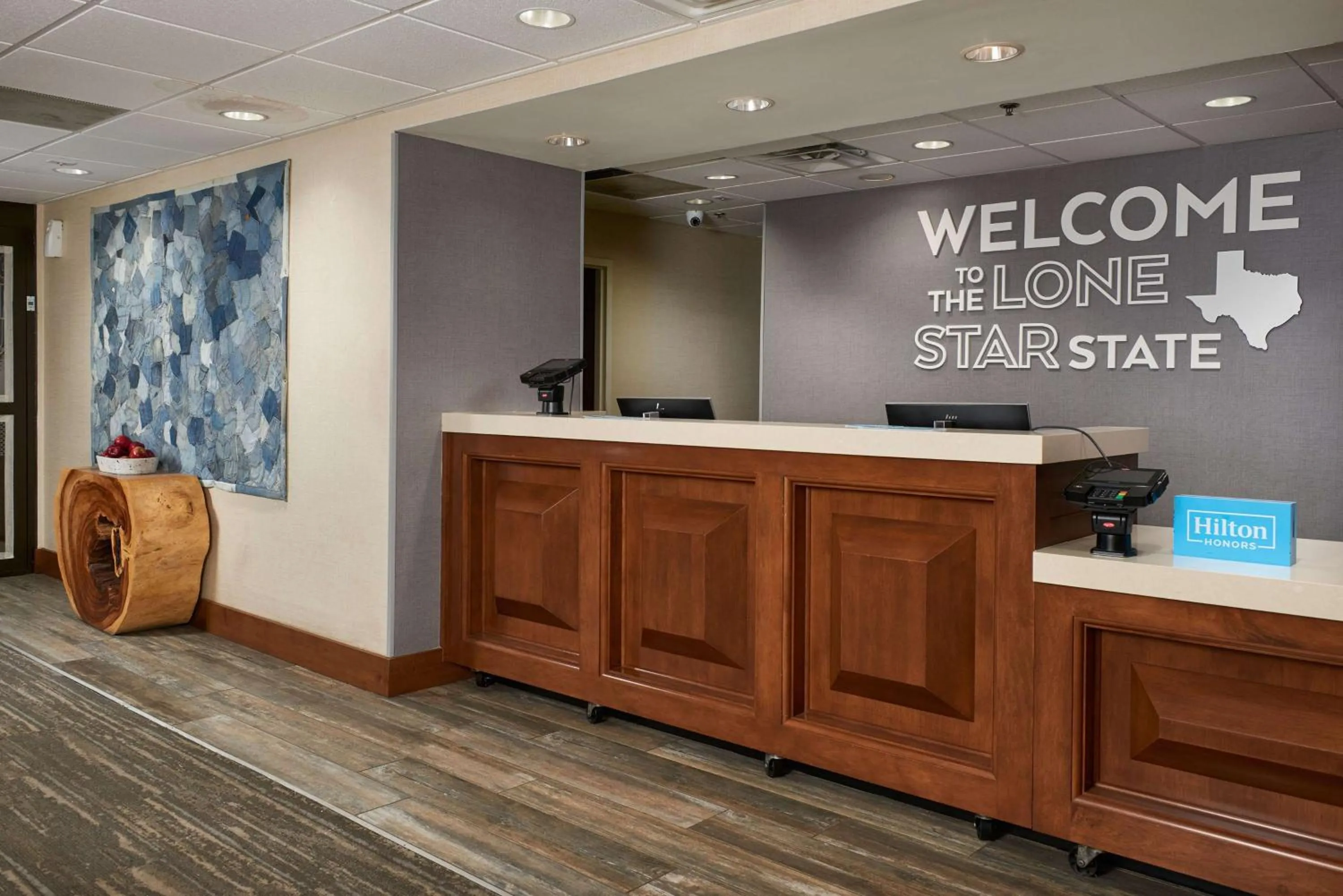 Lobby or reception in Hampton Inn Beaumont