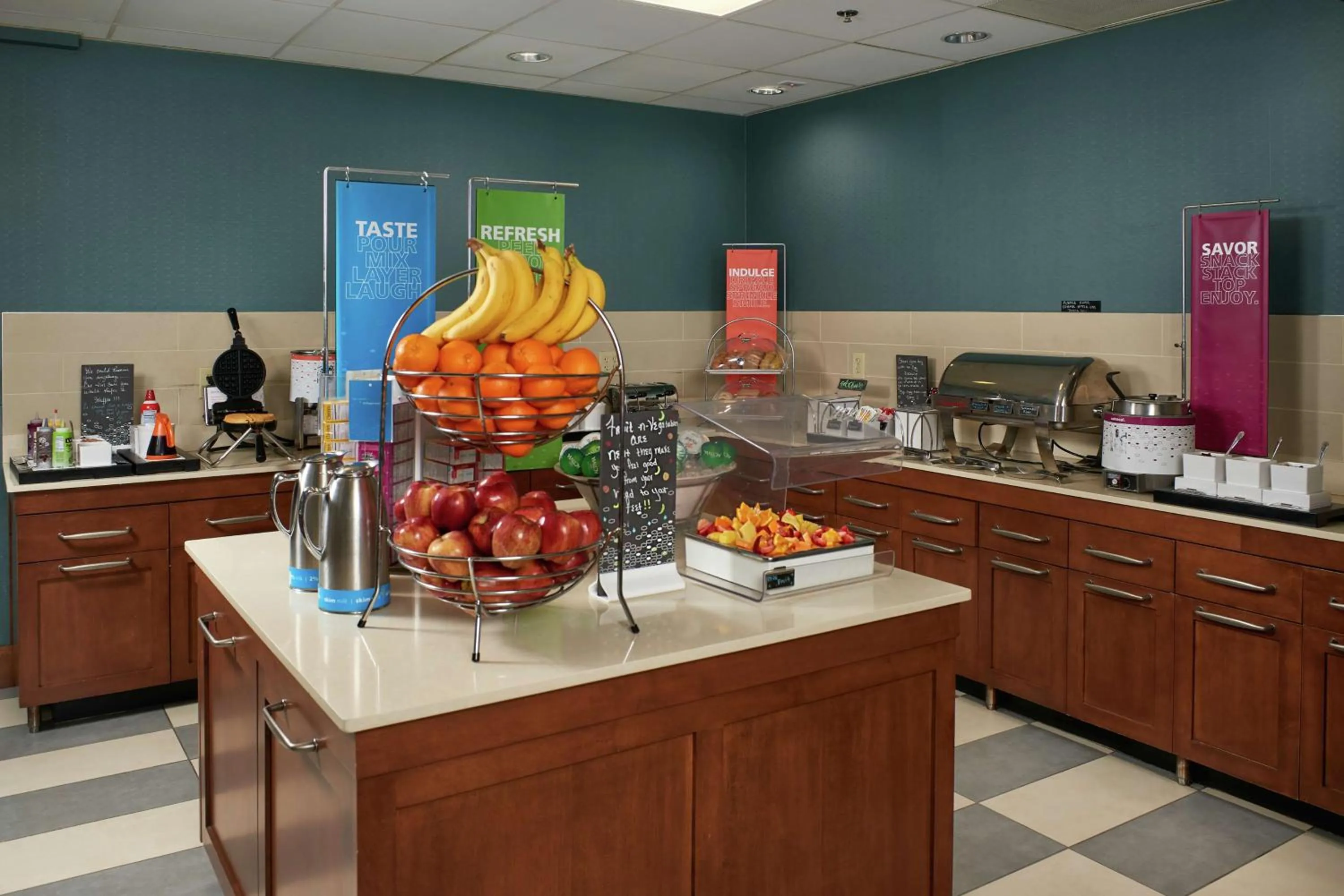 Breakfast in Hampton Inn Beaumont