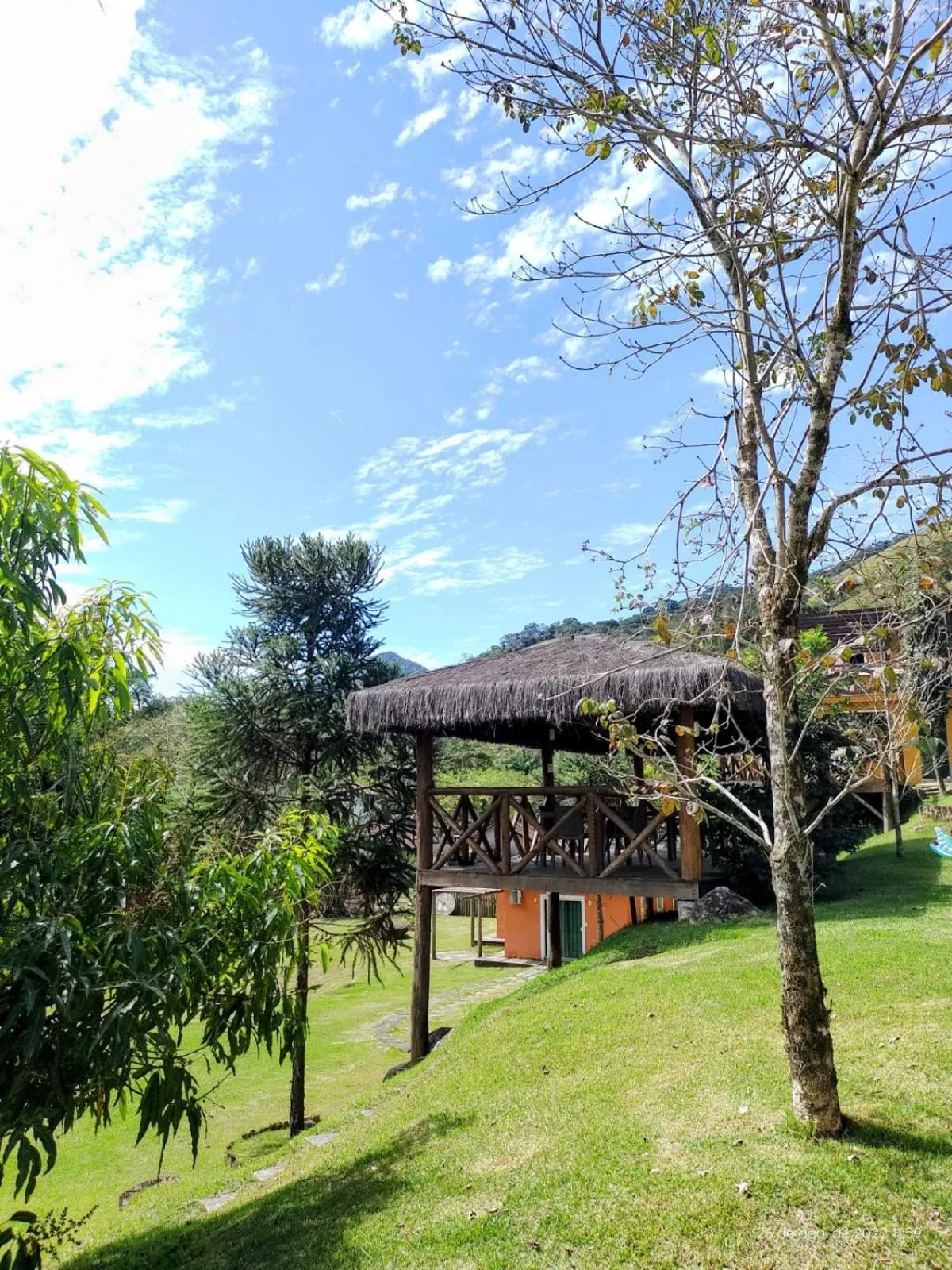 Property building in Hotel Pousada Bambuzal