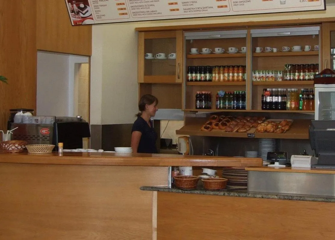 Restaurant/places to eat in Pastoral Lodge at the Sanctuary of the Divine Mercy