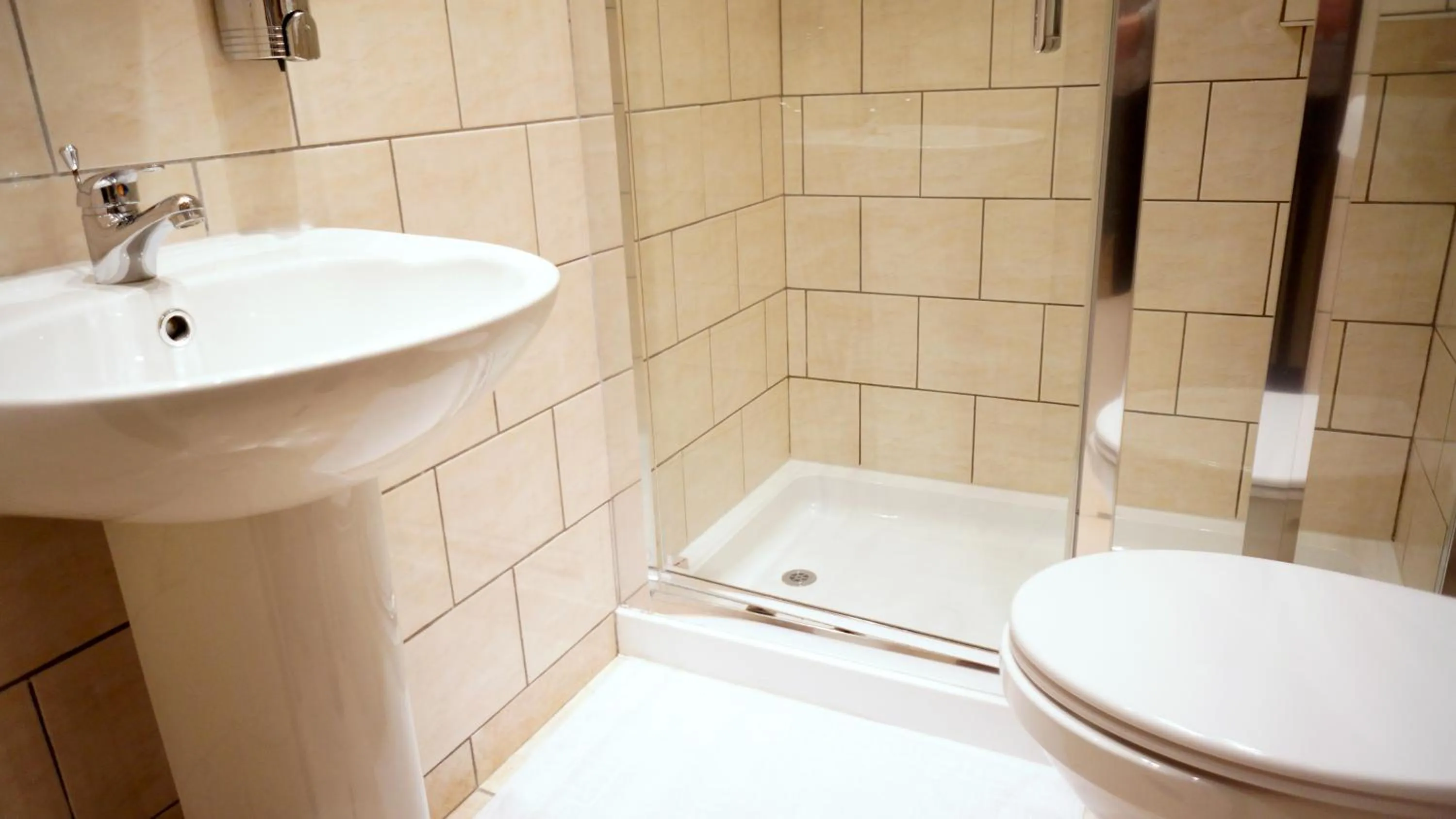 Shower in La Gaffe - Bed and Breakfast