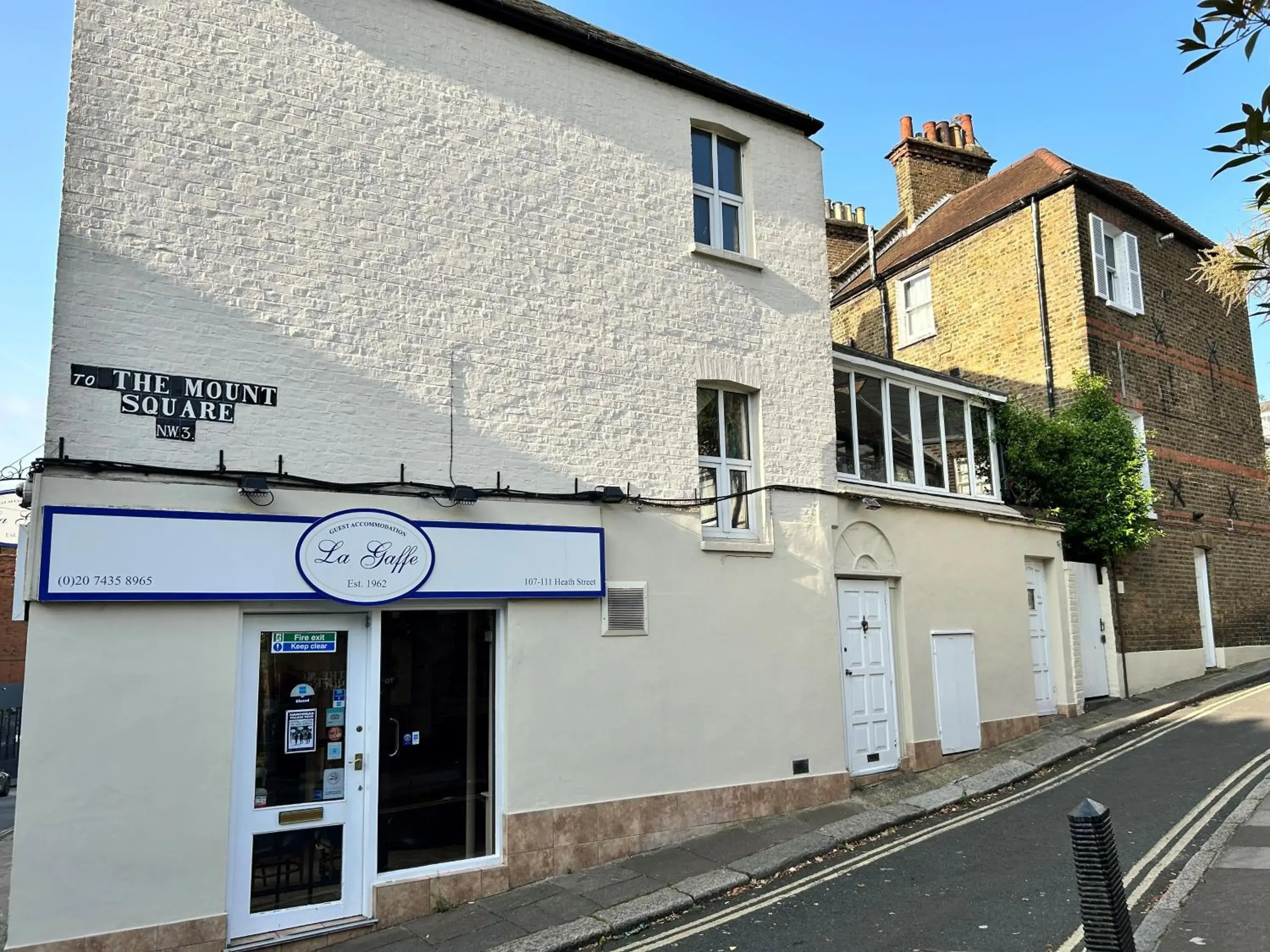 Property building in La Gaffe - Bed and Breakfast Property building in La Gaffe - Bed and Breakfast