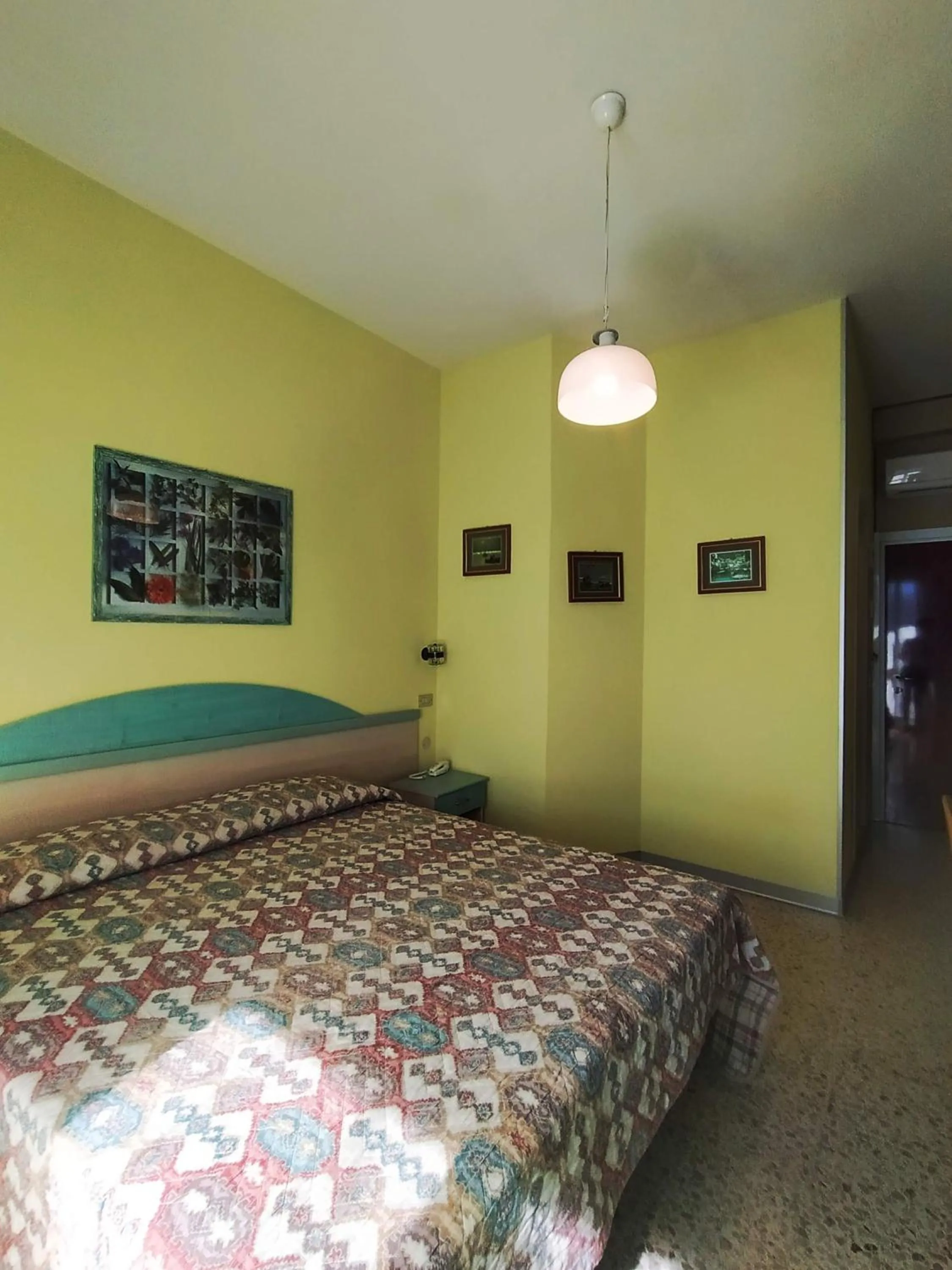 Bed in Hotel Prestigio