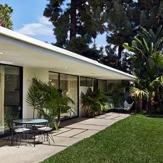 Two-Bedroom Bungalow in Chateau Marmont