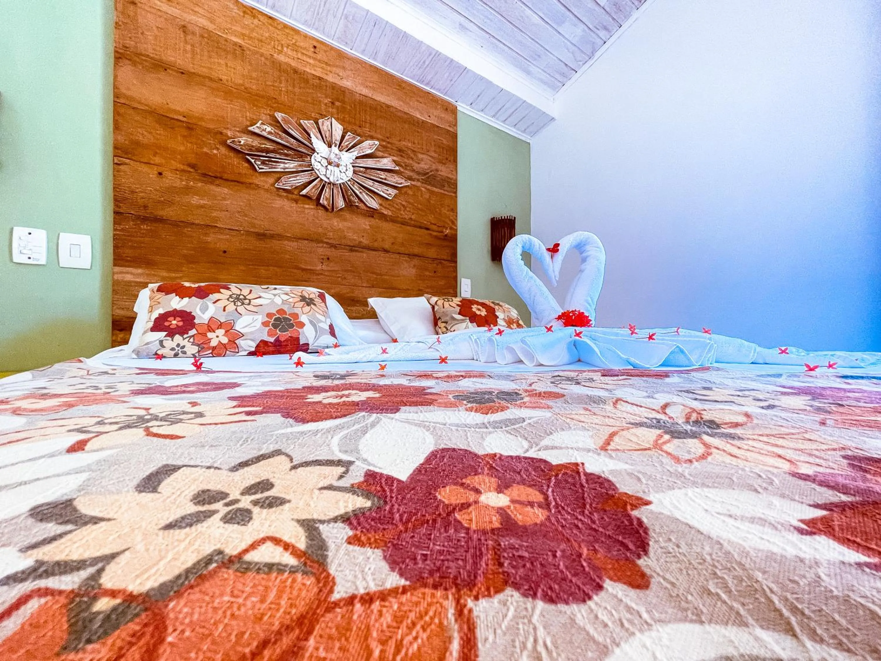 Decorative detail, Bed in Pousada Tatuapara