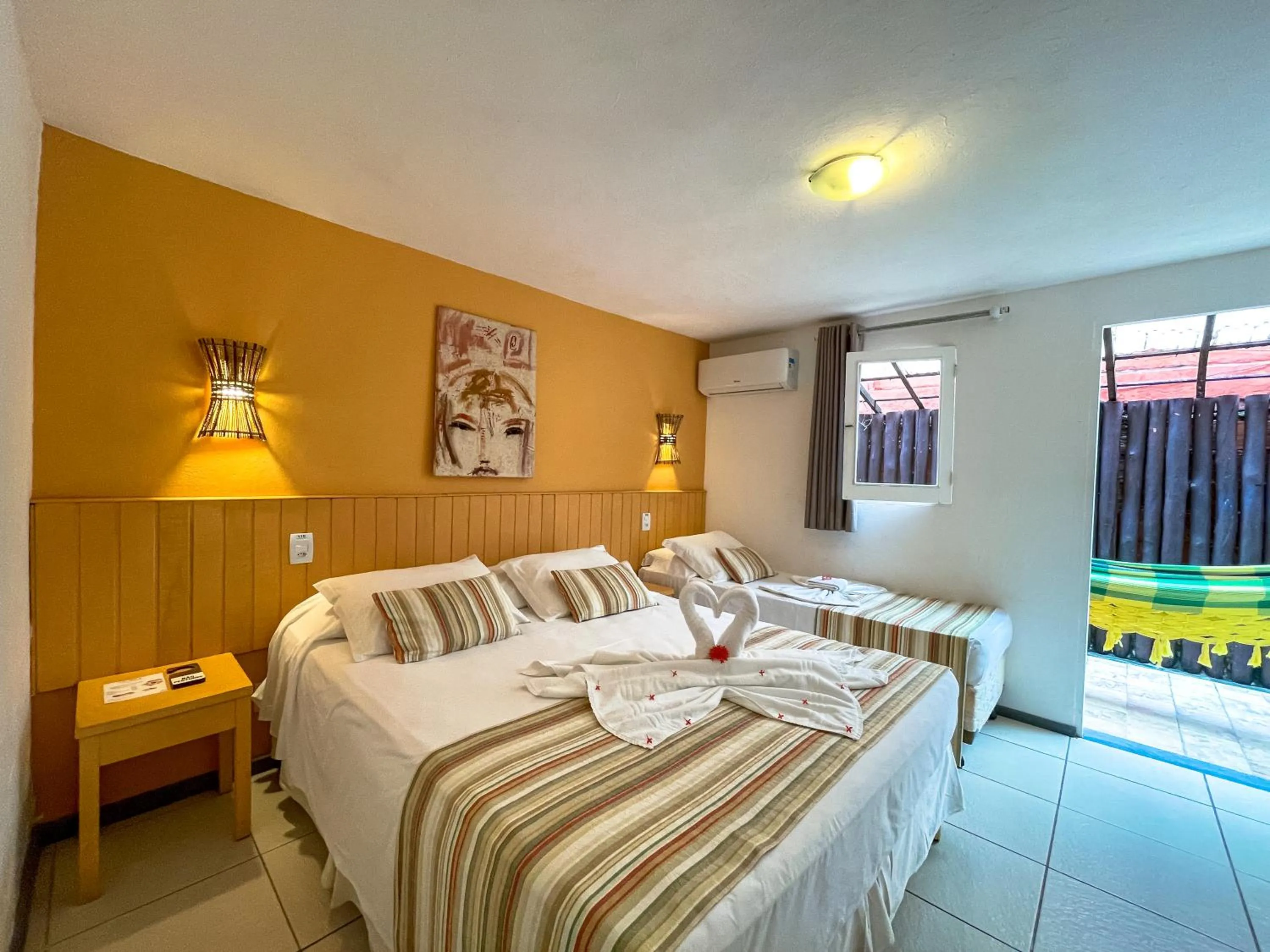 air conditioner, Bed in Pousada Tatuapara