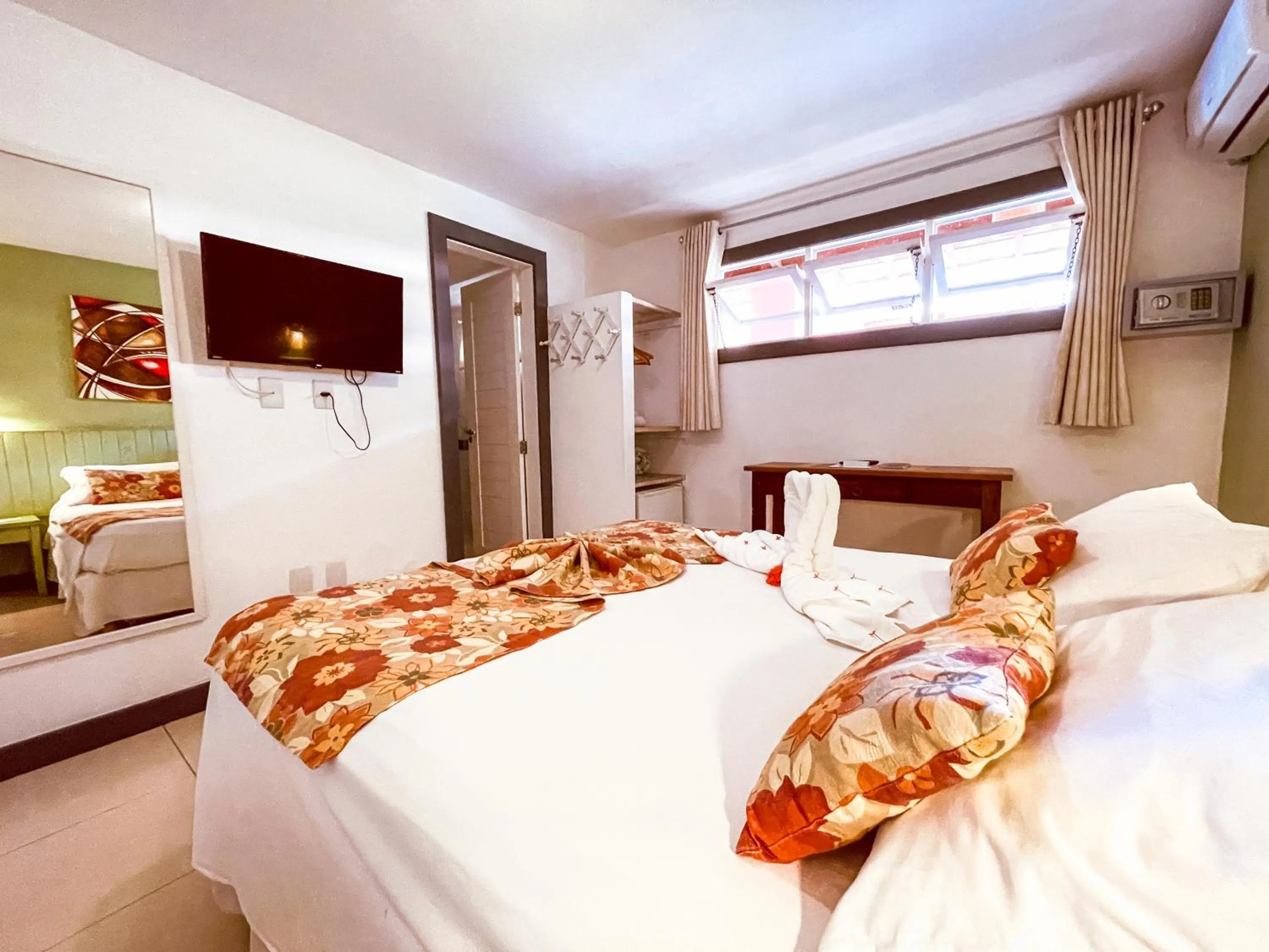 TV and multimedia, Bed in Pousada Tatuapara