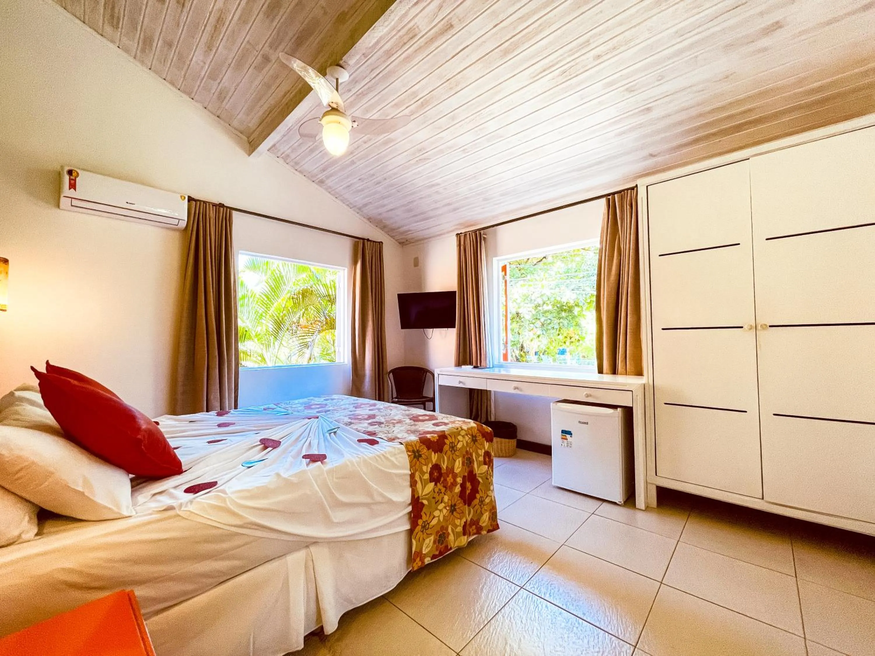 TV and multimedia, Bed in Pousada Tatuapara