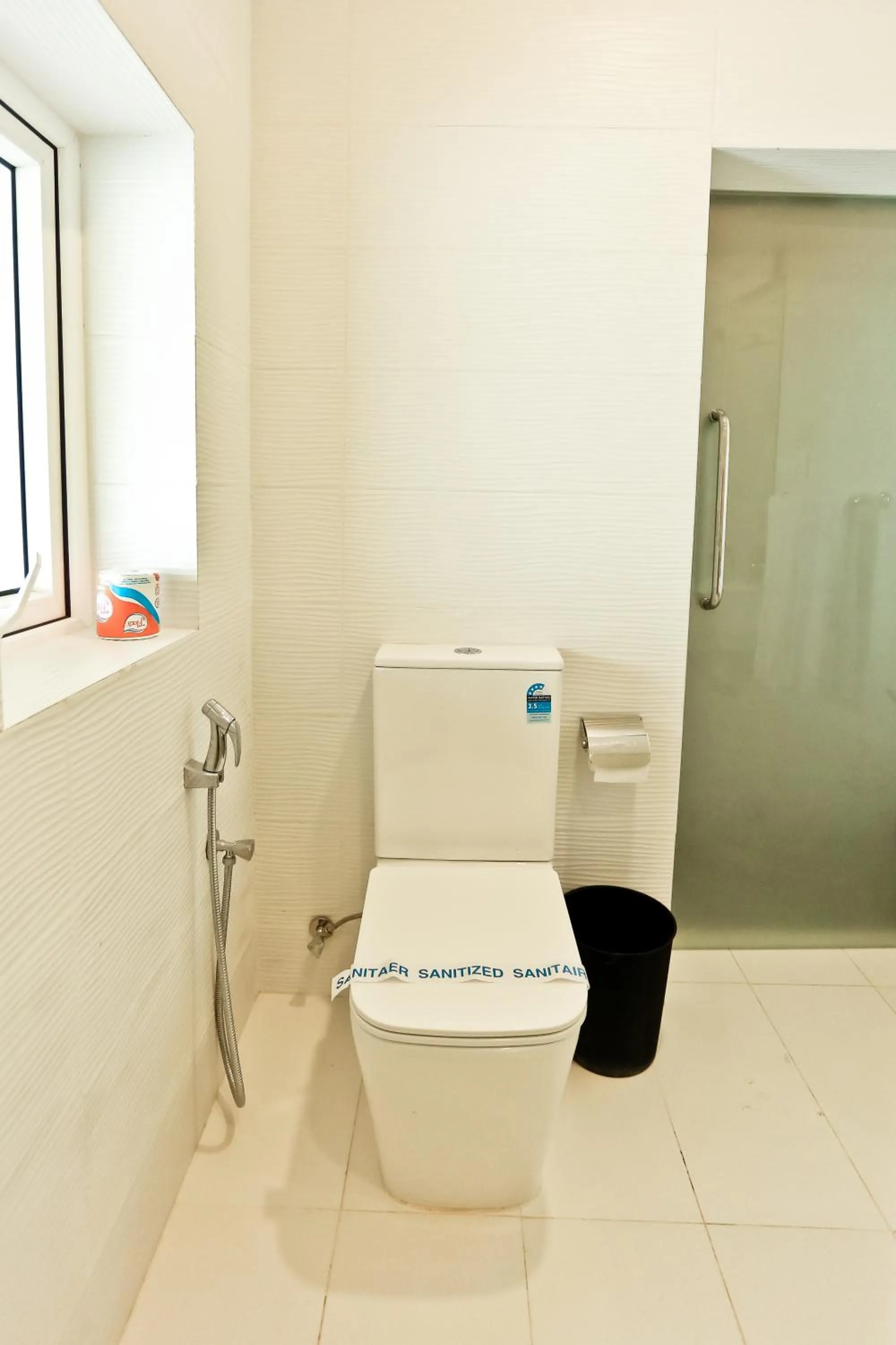 Bathroom in Golden Star Beach Hotel