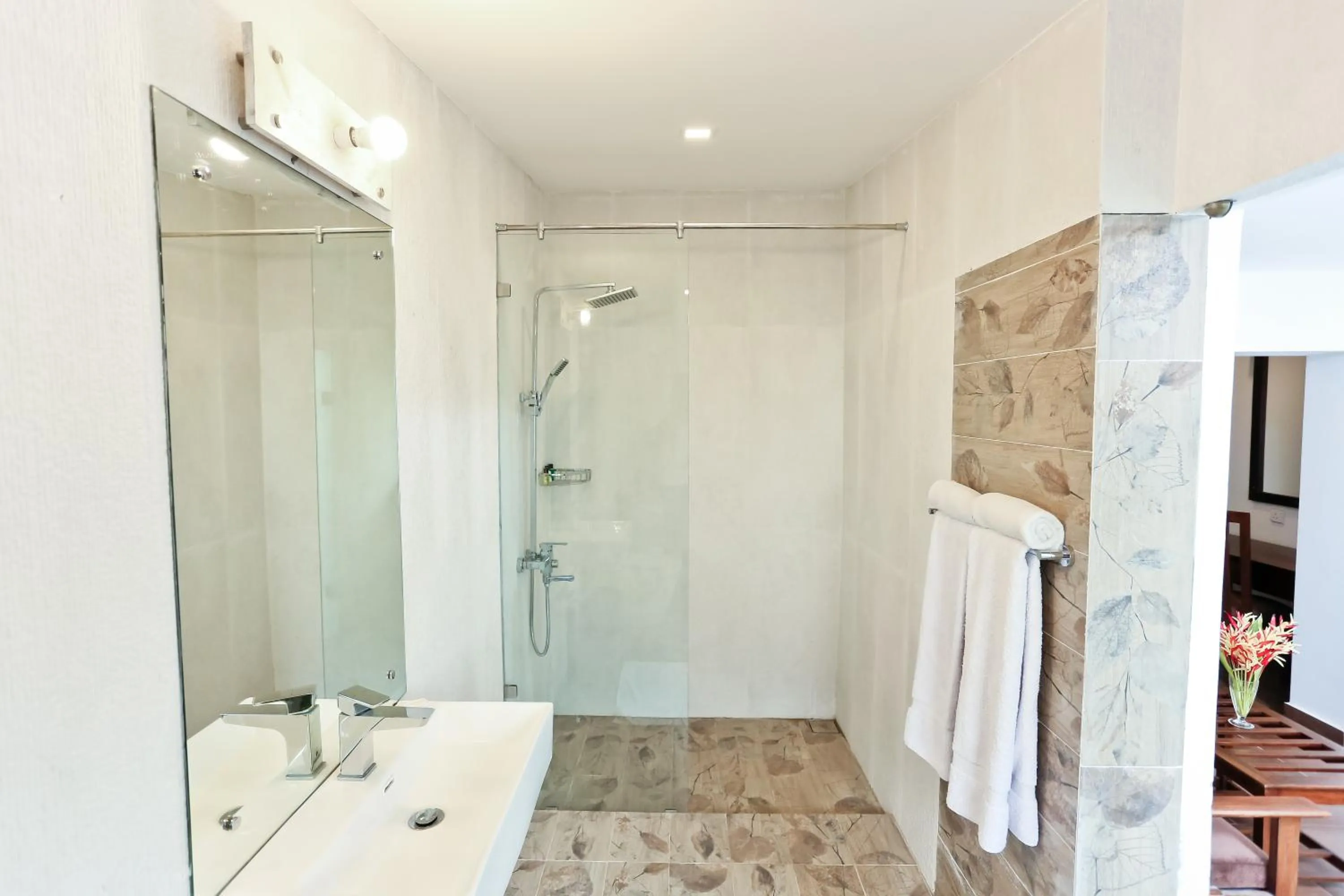 Bathroom in Golden Star Beach Hotel