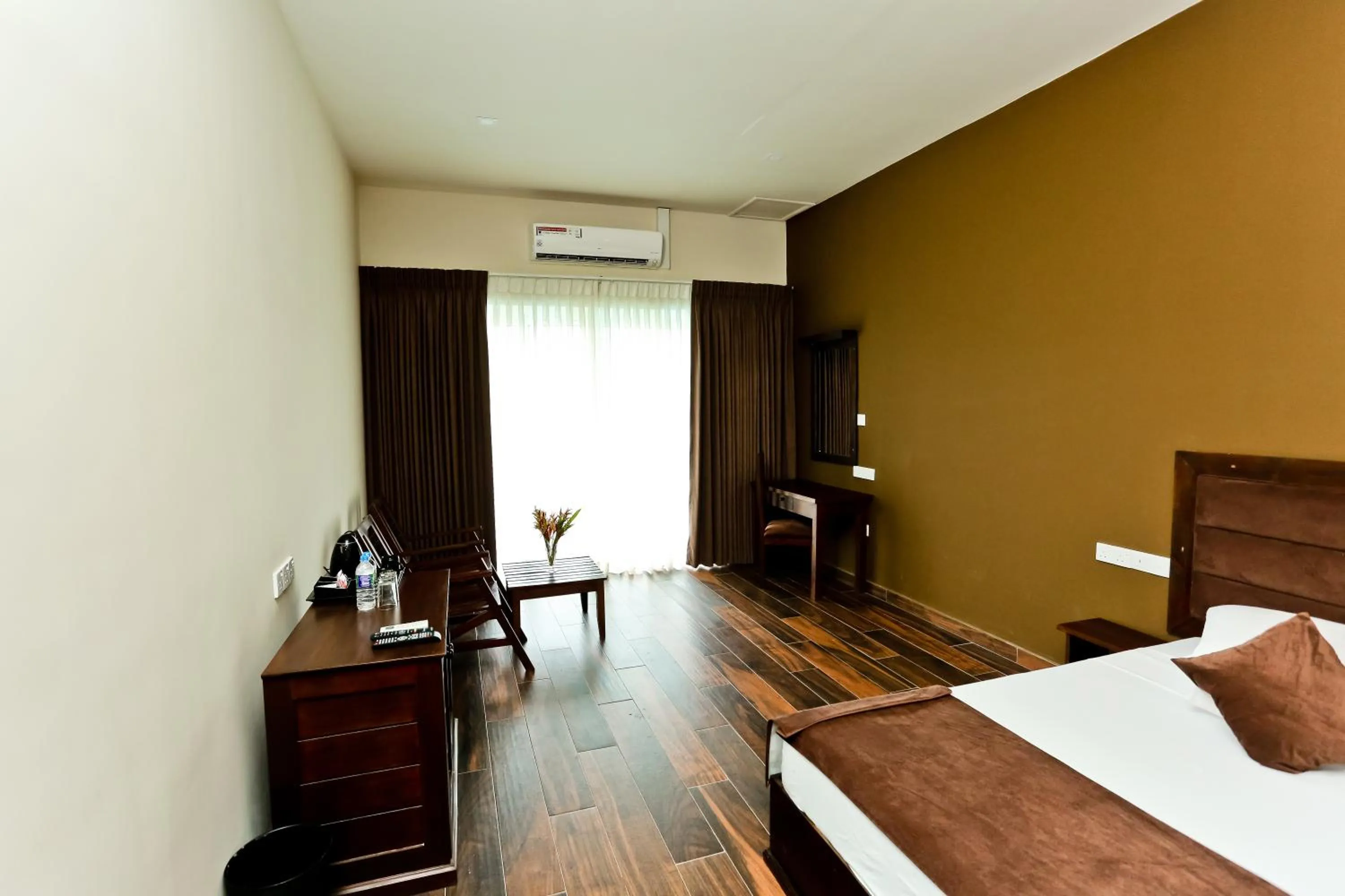 Photo of the whole room, Bed in Golden Star Beach Hotel