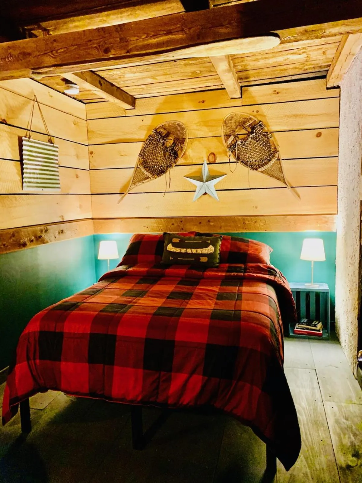 Bed in Grunberg Haus Inn & Cabins